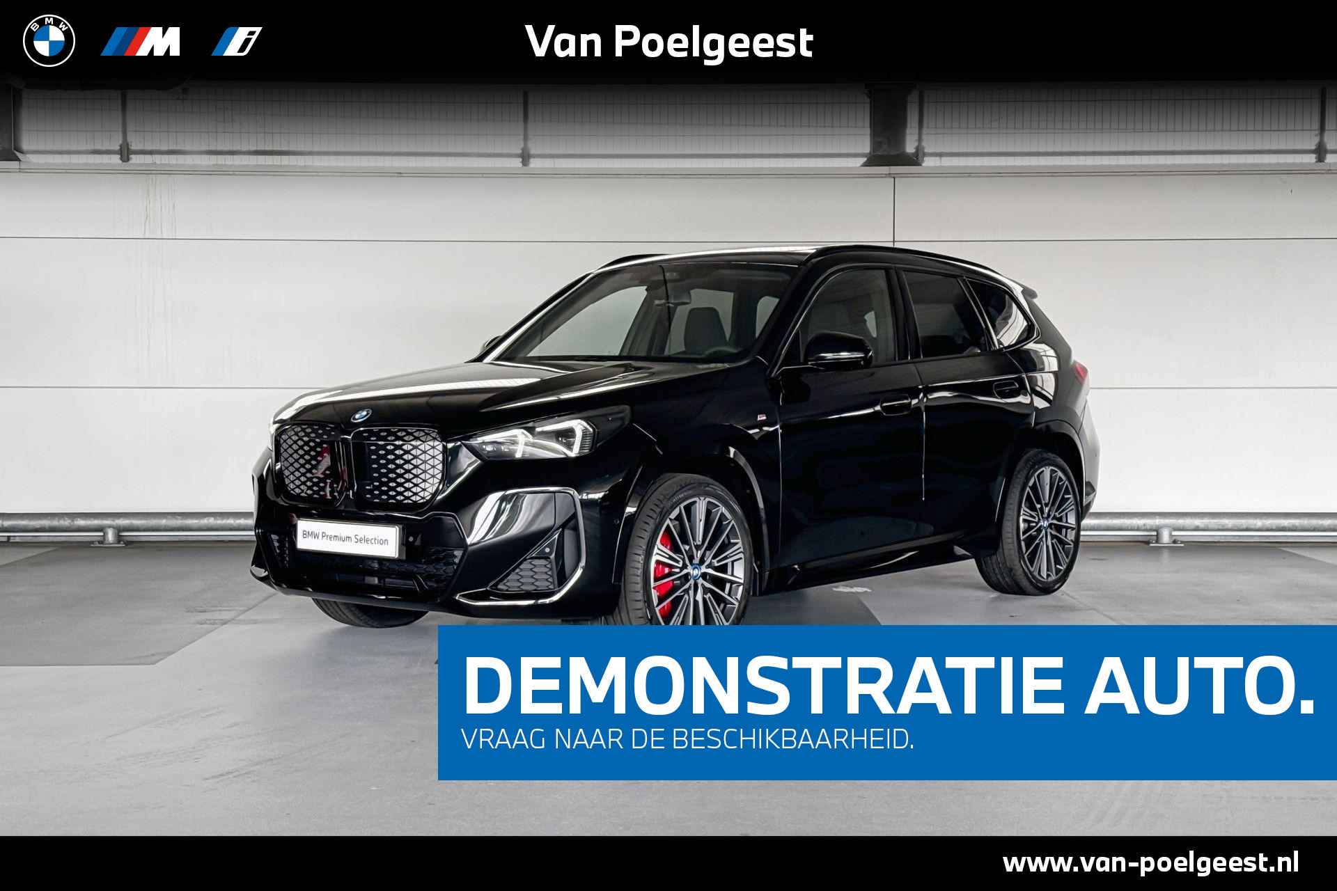 BMW iX1 eDrive20 67 kWh | Glazen panoramadak | Stuurwielrand verwarmd - 1/22