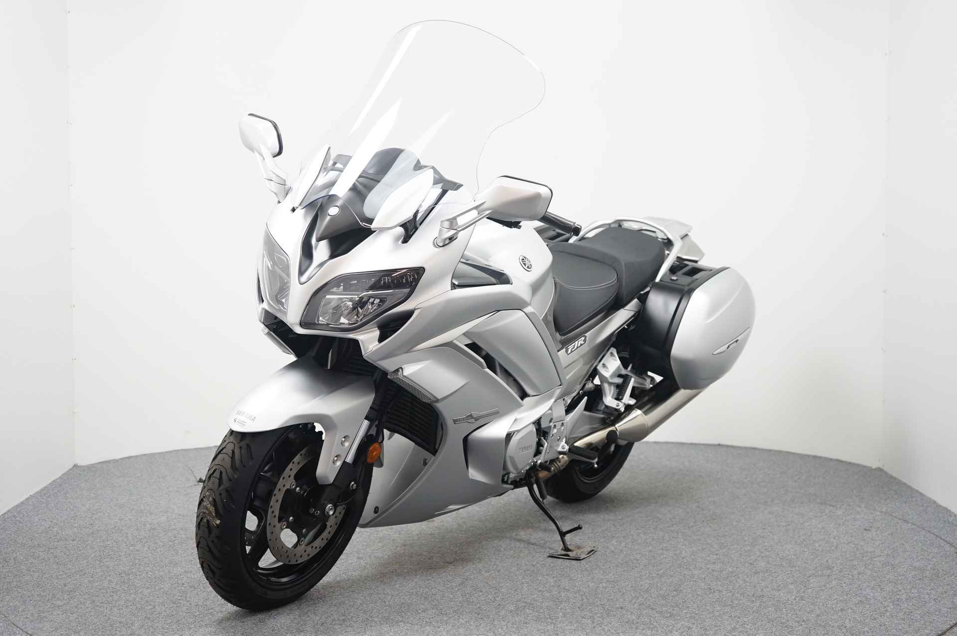 Yamaha FJR 1300 AS - 4/13