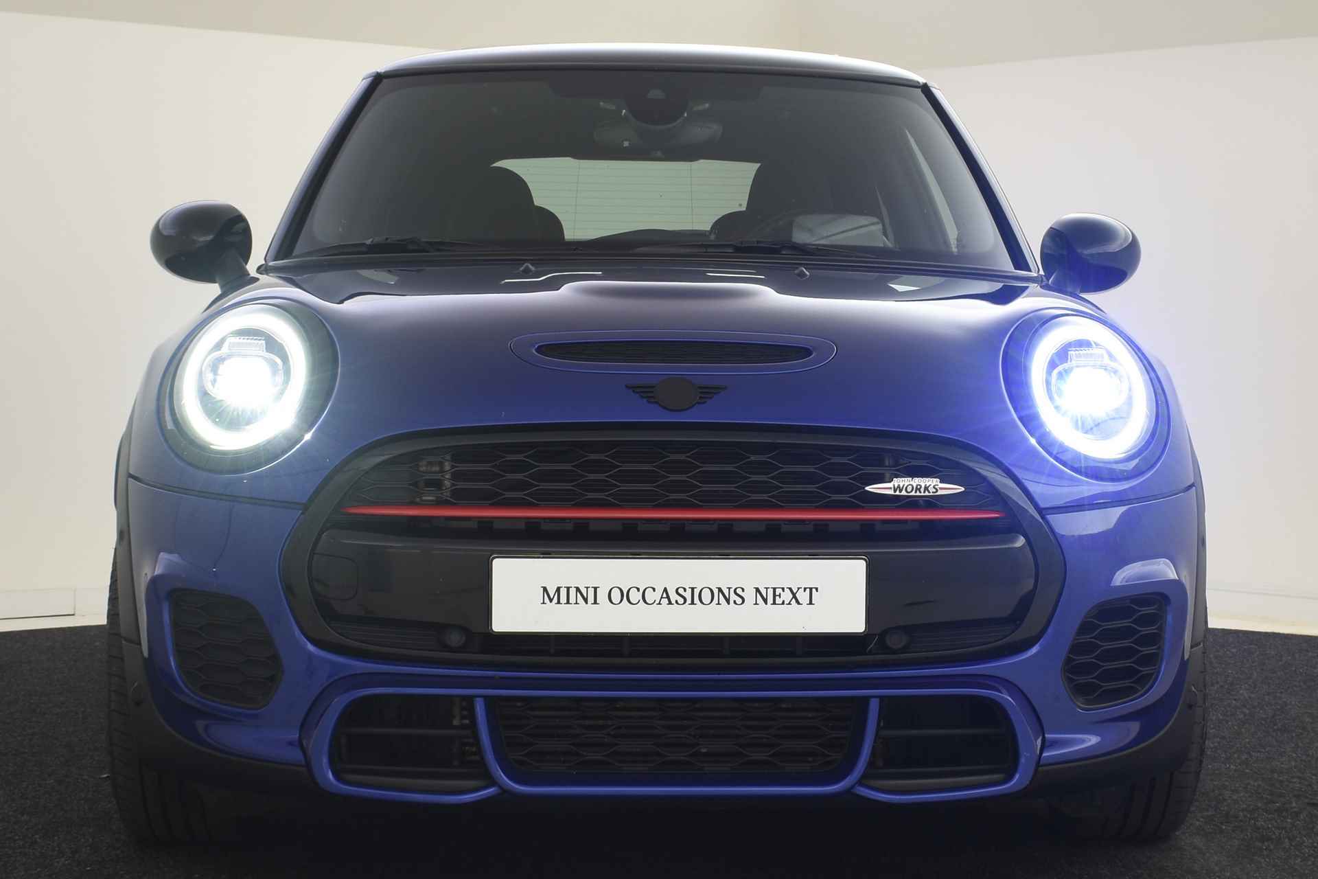 MINI Hatchback JCW Chili Automaat / Panoramadak / JCW Sportstoelen  Active Cruise Control / Achteruitrijcamera / Head-Up / LED / Park Assistant - 22/40