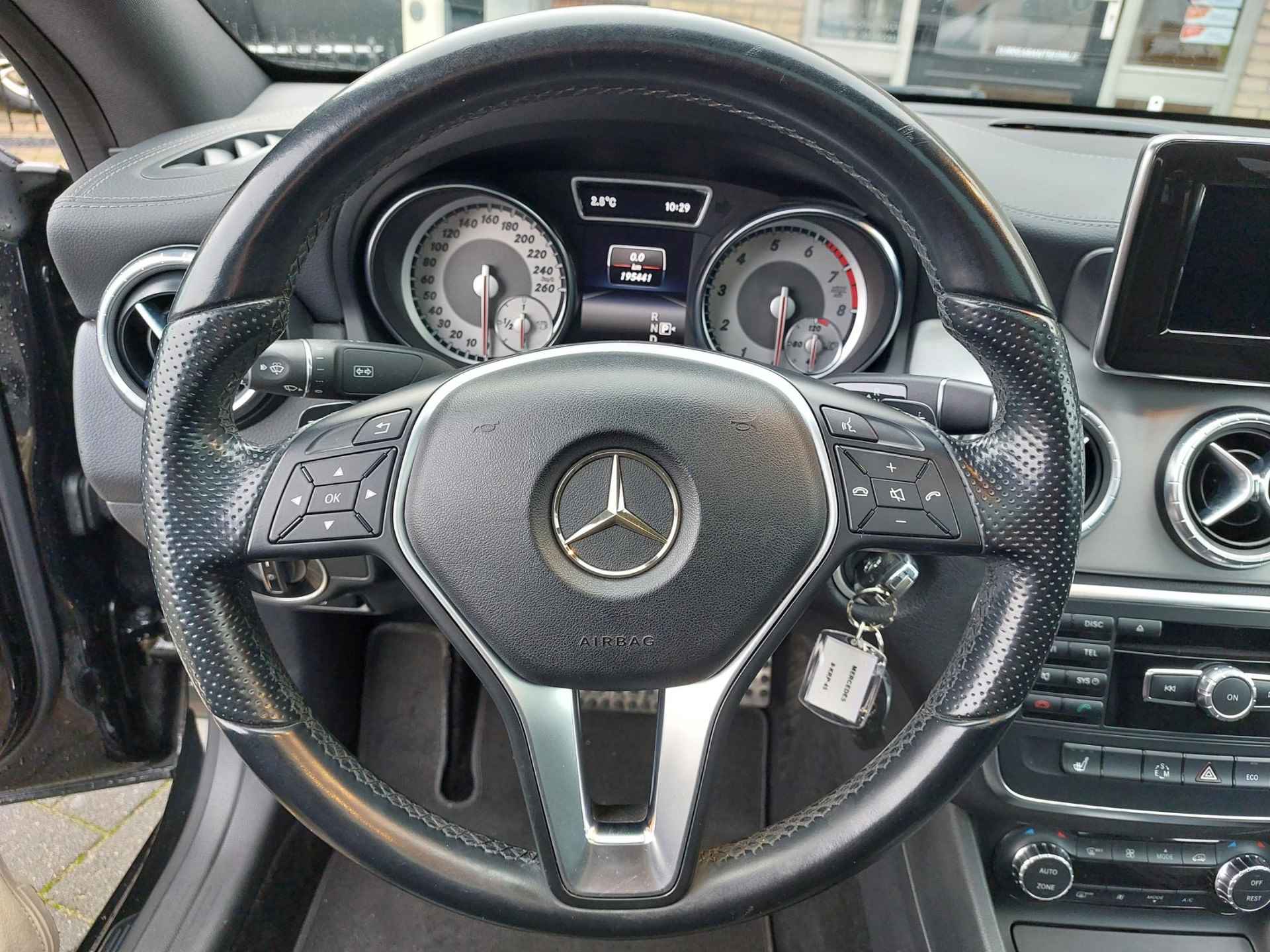 Mercedes-Benz CLA-klasse 200 Prestige | Pano | Xenon | Leer | NAP - 19/38