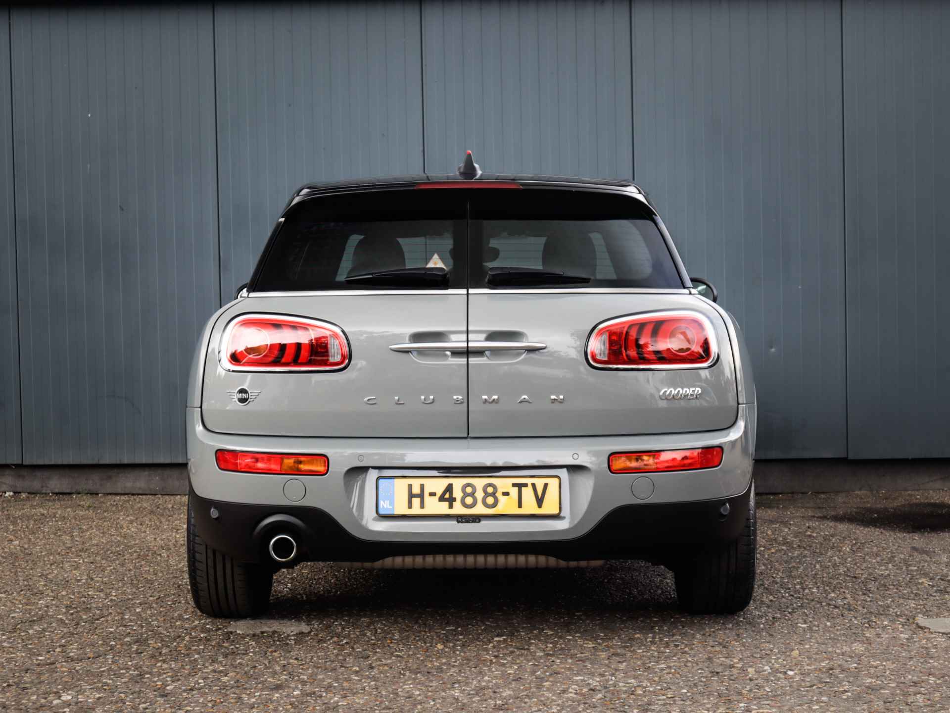 MINI Clubman 1.5 Cooper Business Edition (136 PK) 2e-Eig, Keurig-Onderh, 12-Mnd-BOVAG, NL-Auto, Alarm-Klasse-3, Airco, Navigatie, Cruisecontrol, Licht-Zicht-Pakket, Parkeersensoren-V+A, Bluetooth, Lm-Velgen-17Inch, Privacy-Glas - 32/36