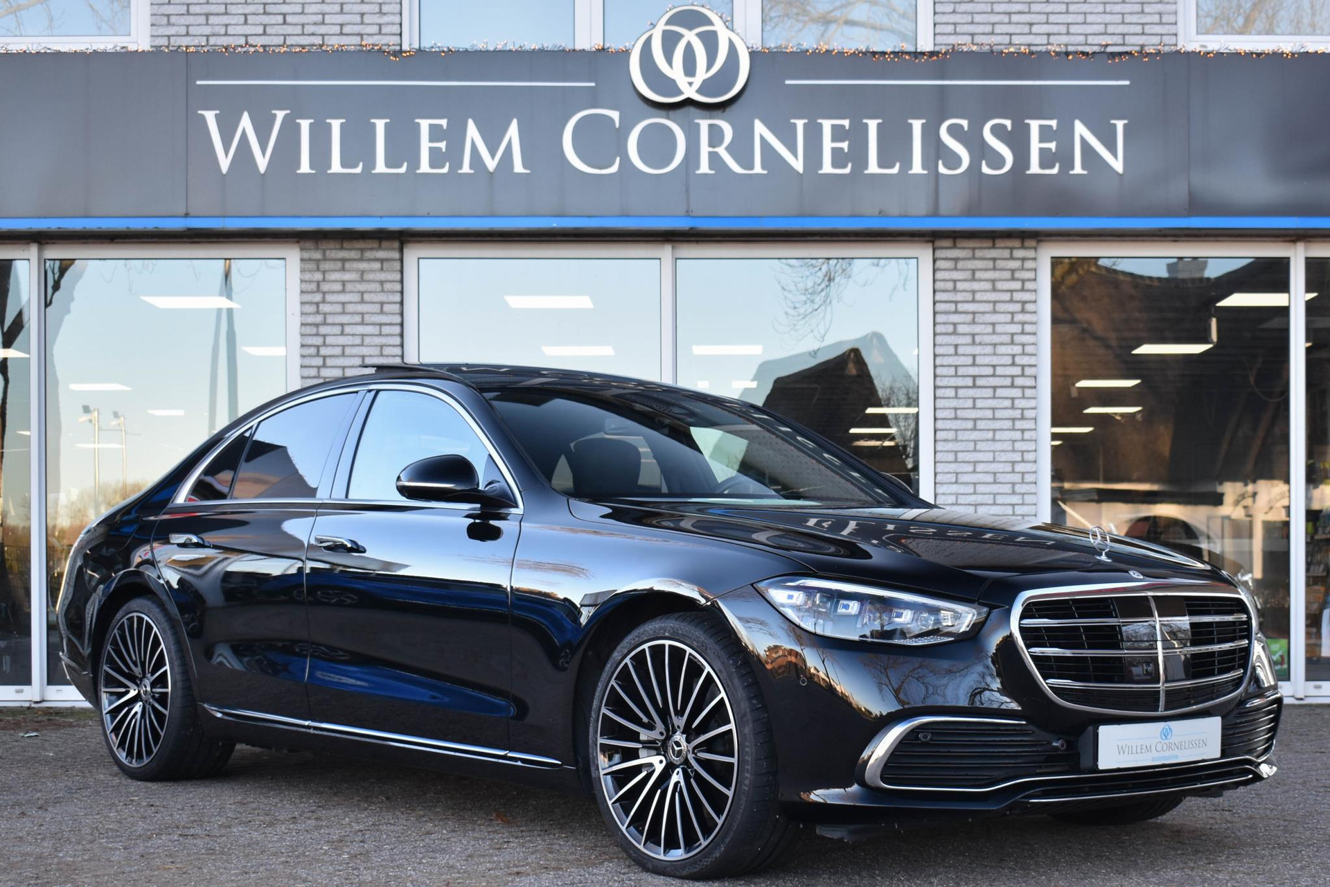 Mercedes-Benz S-klasse 350d 4MATIC Aut. Burmester Zitklima 21" LMV 360 Camera Pano