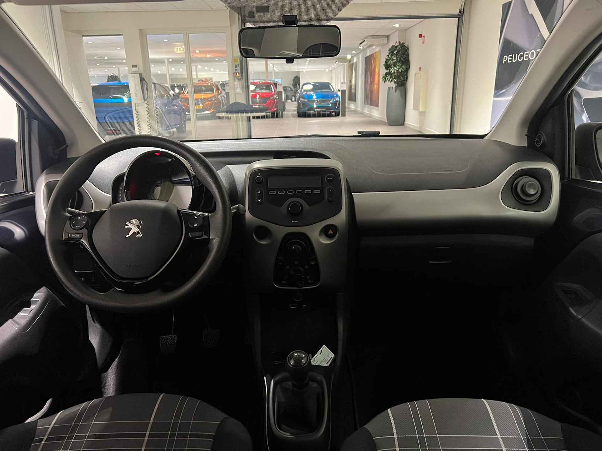 Peugeot 108 1.0 e-VTi Active | Airco | Bluetooth | elektrische ramen | Zuinig! - 9/23