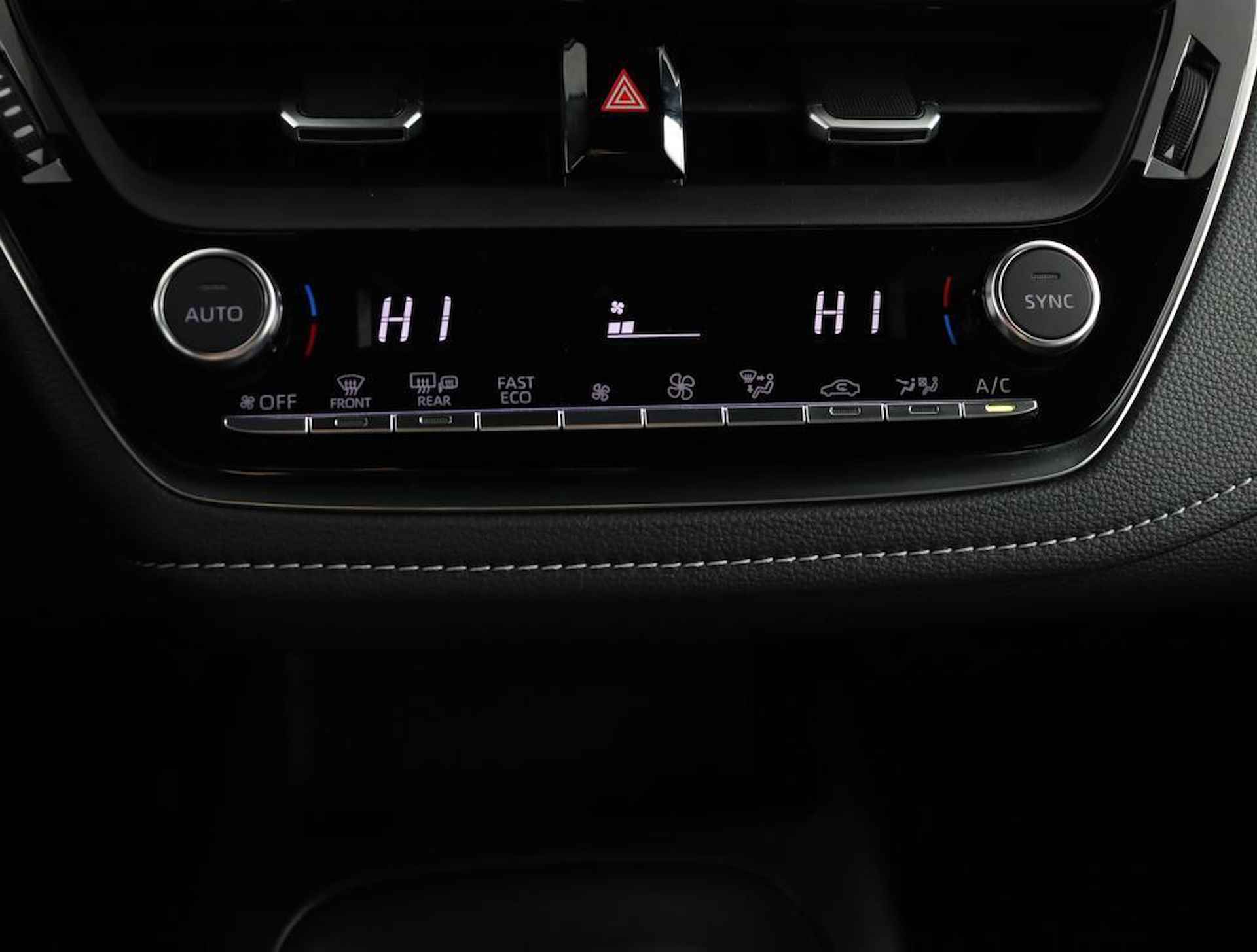 Toyota Corolla Touring Sports Hybrid 140 Active | Navigatie | Parkeercamera | Adaptive cruisecontrol | - 7/47