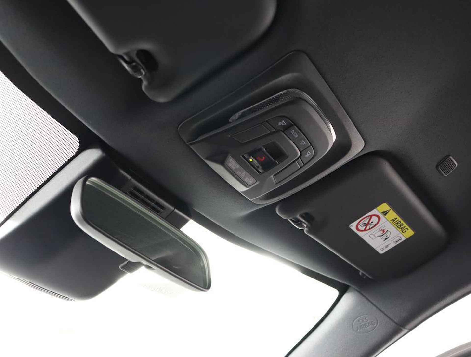 Toyota Corolla Touring Sports Hybrid 140 Active | Navigatie | Parkeercamera | Adaptive cruisecontrol | - 45/47