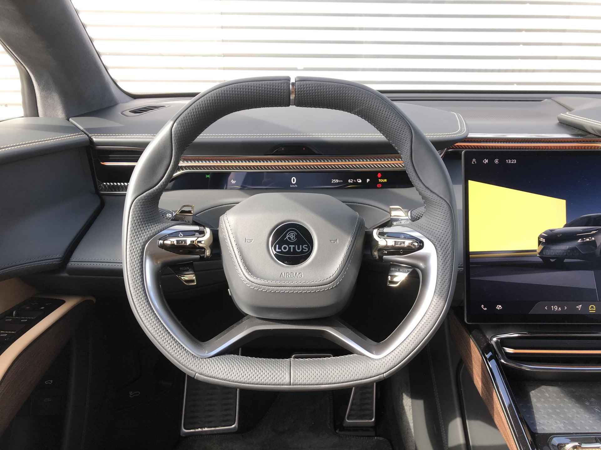 Lotus Eletre R 4WD 905pk | Trekhaak | Gold interieur | Comfort Stoelenpakket | Carplay | Carbon - 17/27