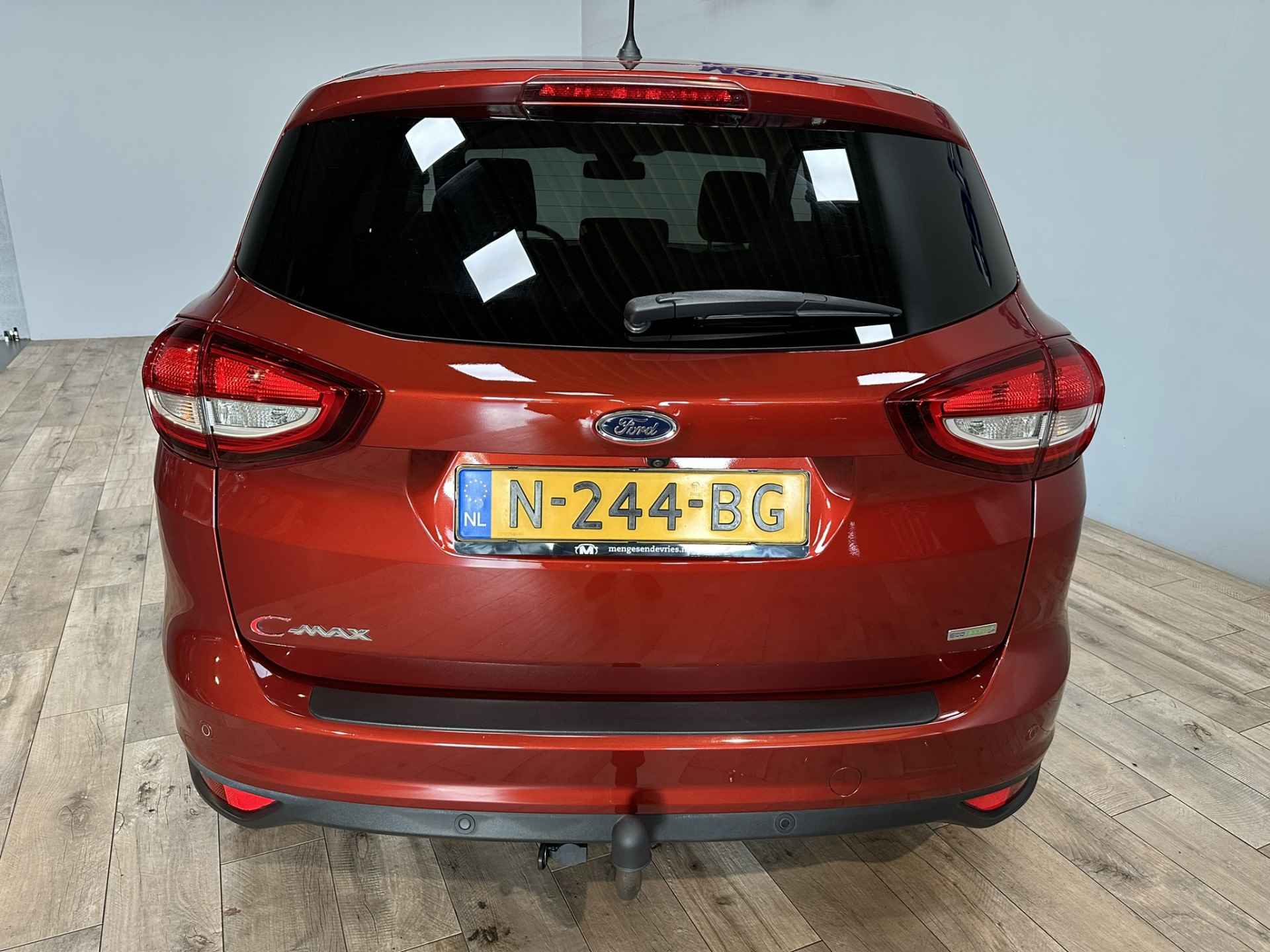 Ford C-MAX 1.0 Titanium Airco ECC | Navigatie | Cruise Control | Camera | Trekhaak | Stoelverwarming | Parkeerhulp | Isofix | - 4/45