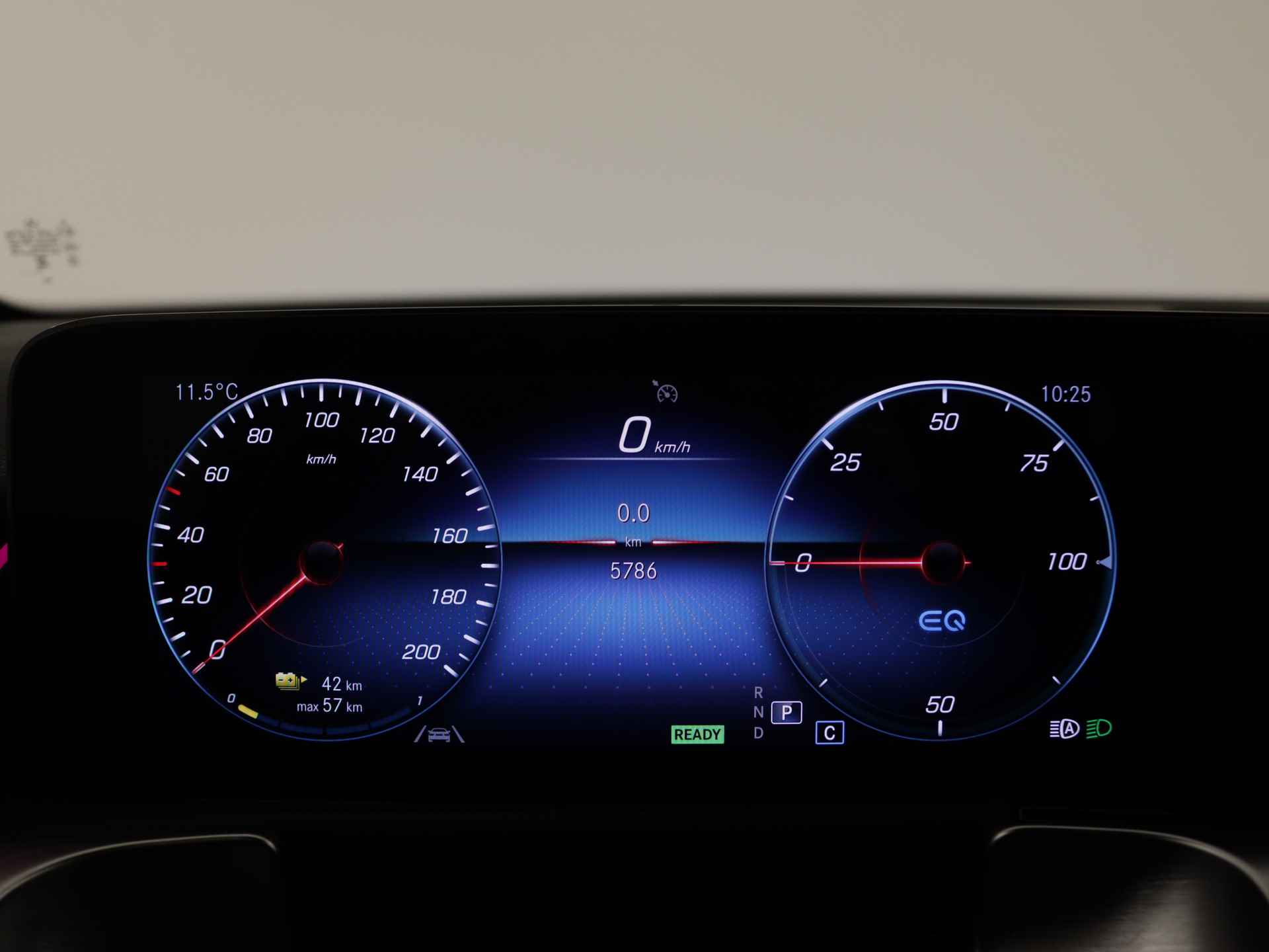 Mercedes-Benz EQB 250 Business Line 67 kWh | Sfeerverlichting | Navigatie | Camera | - 7/43