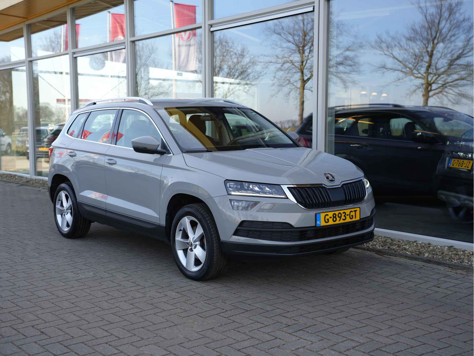 Škoda Karoq 1.5 TSI ACT Business Edition | Navigatie | Virtual Cockpit | Keyless - 9/29