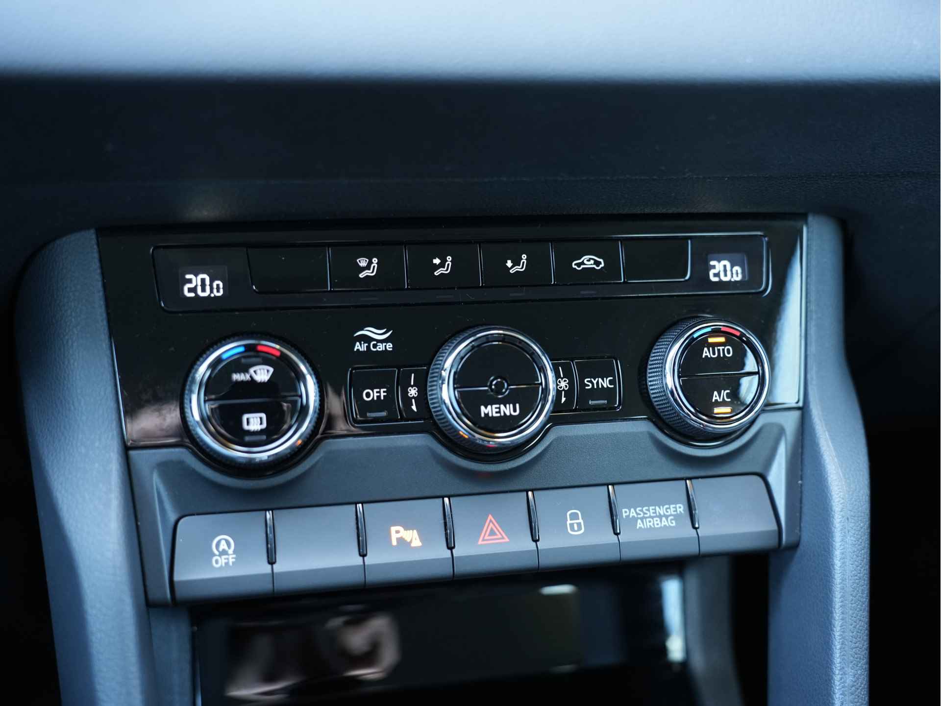 Škoda Karoq 1.5 TSI ACT Business Edition | Navigatie | Virtual Cockpit | Keyless - 23/29