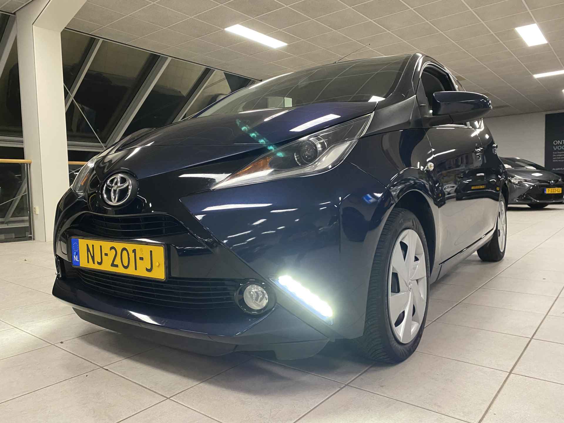 Toyota Aygo 1.0 VVT-i x-play - 11/31