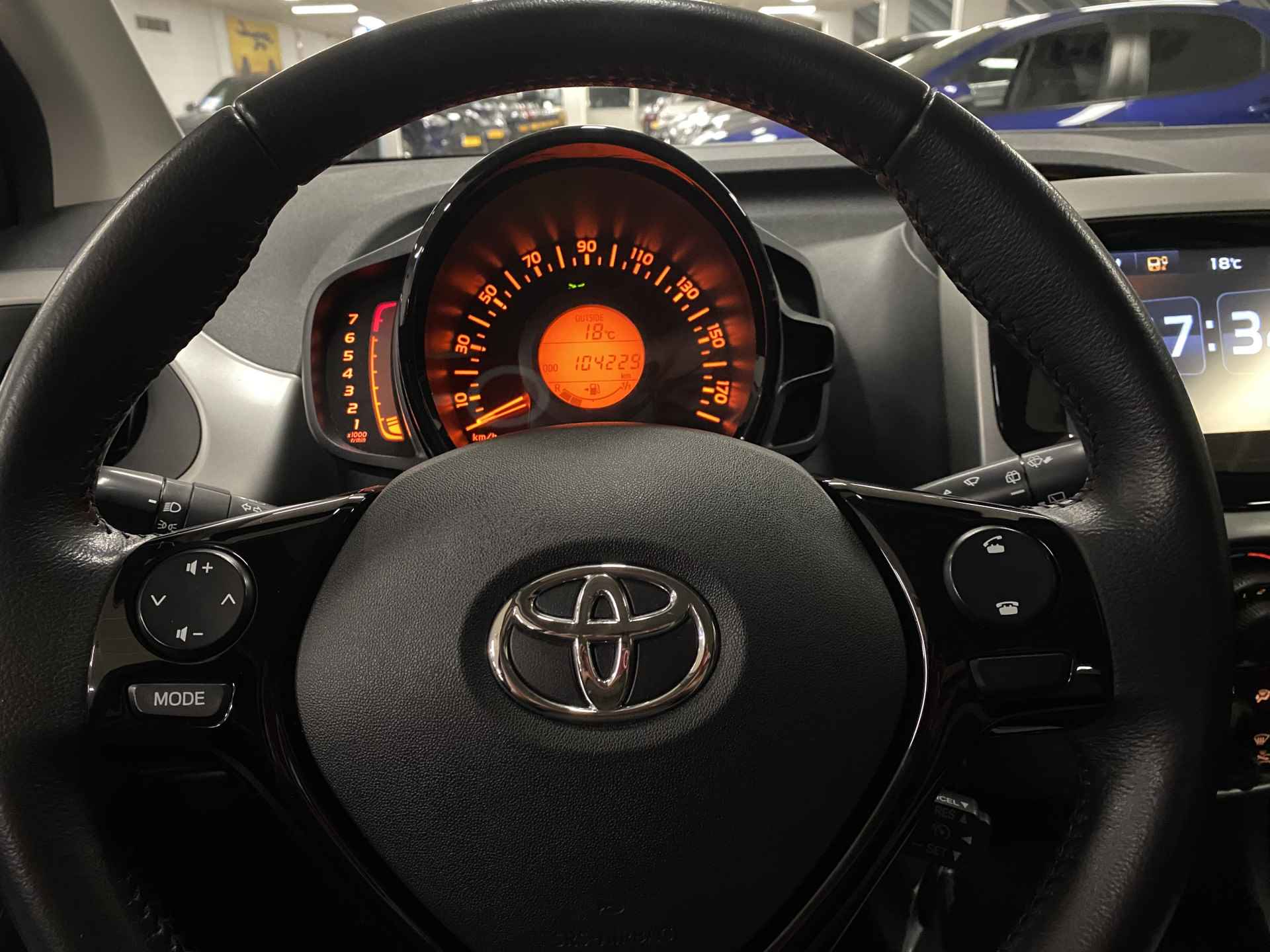 Toyota Aygo 1.0 VVT-i x-play - 19/31