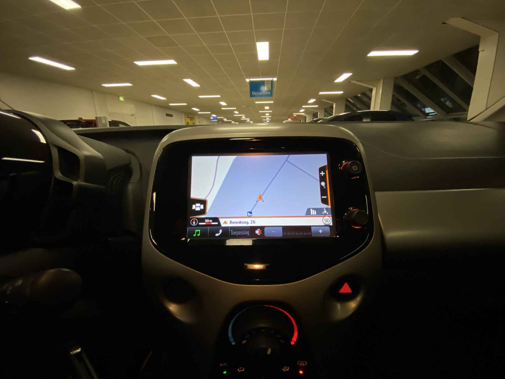 Toyota Aygo 1.0 VVT-i x-play - 26/31