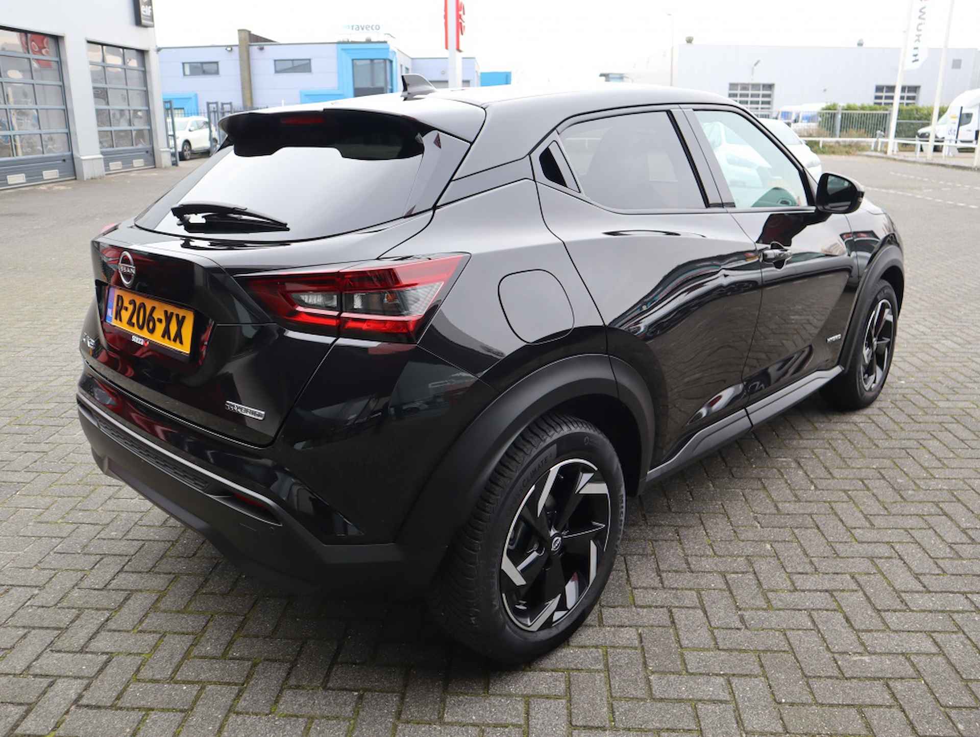 Nissan Juke 1.6 Hybride 143PK N-Connecta / All Season / Navigatie / Apple Ca - 9/27