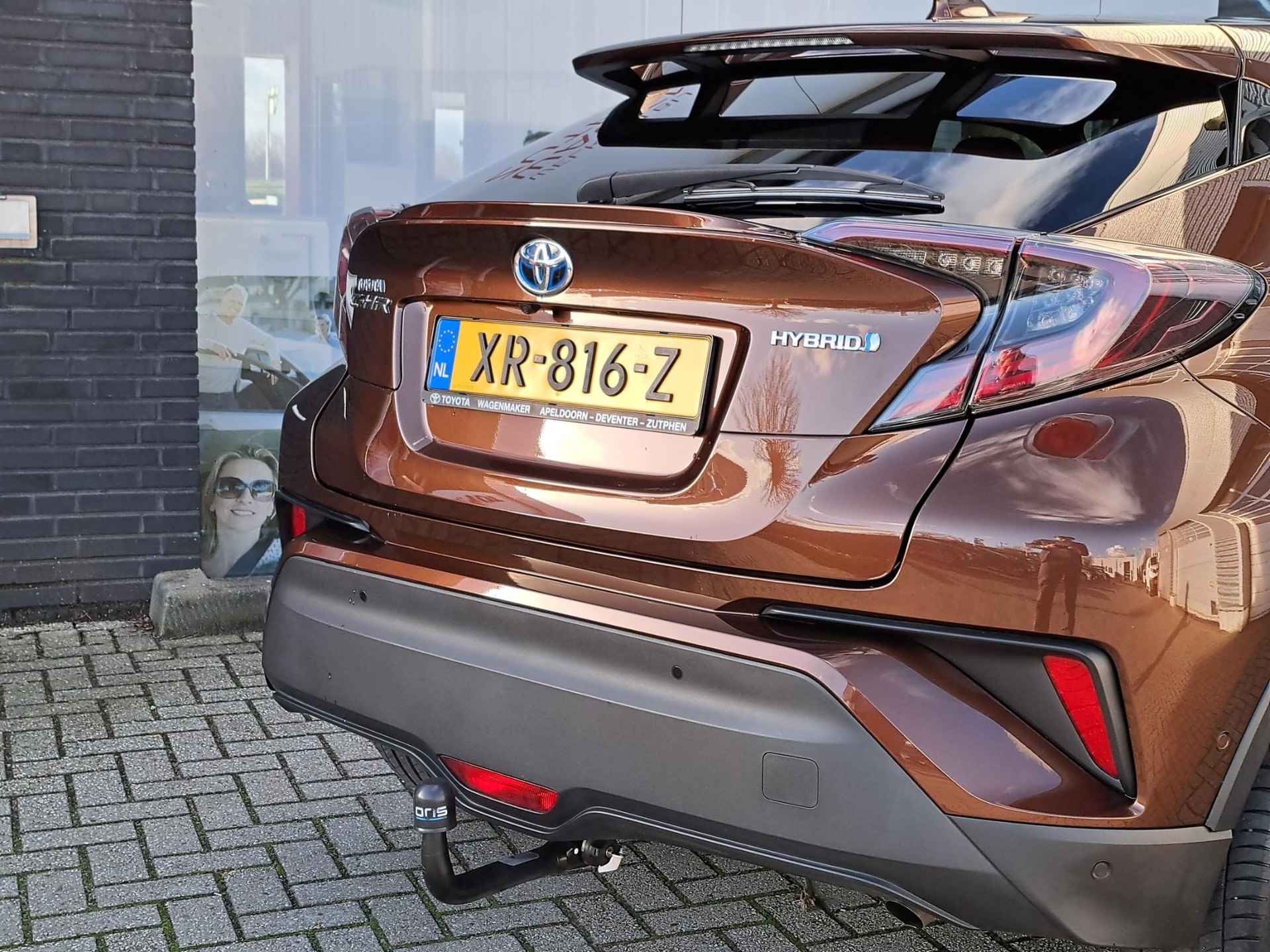 Toyota C-HR 1.8 Hybrid Executive Automaat - 7/26