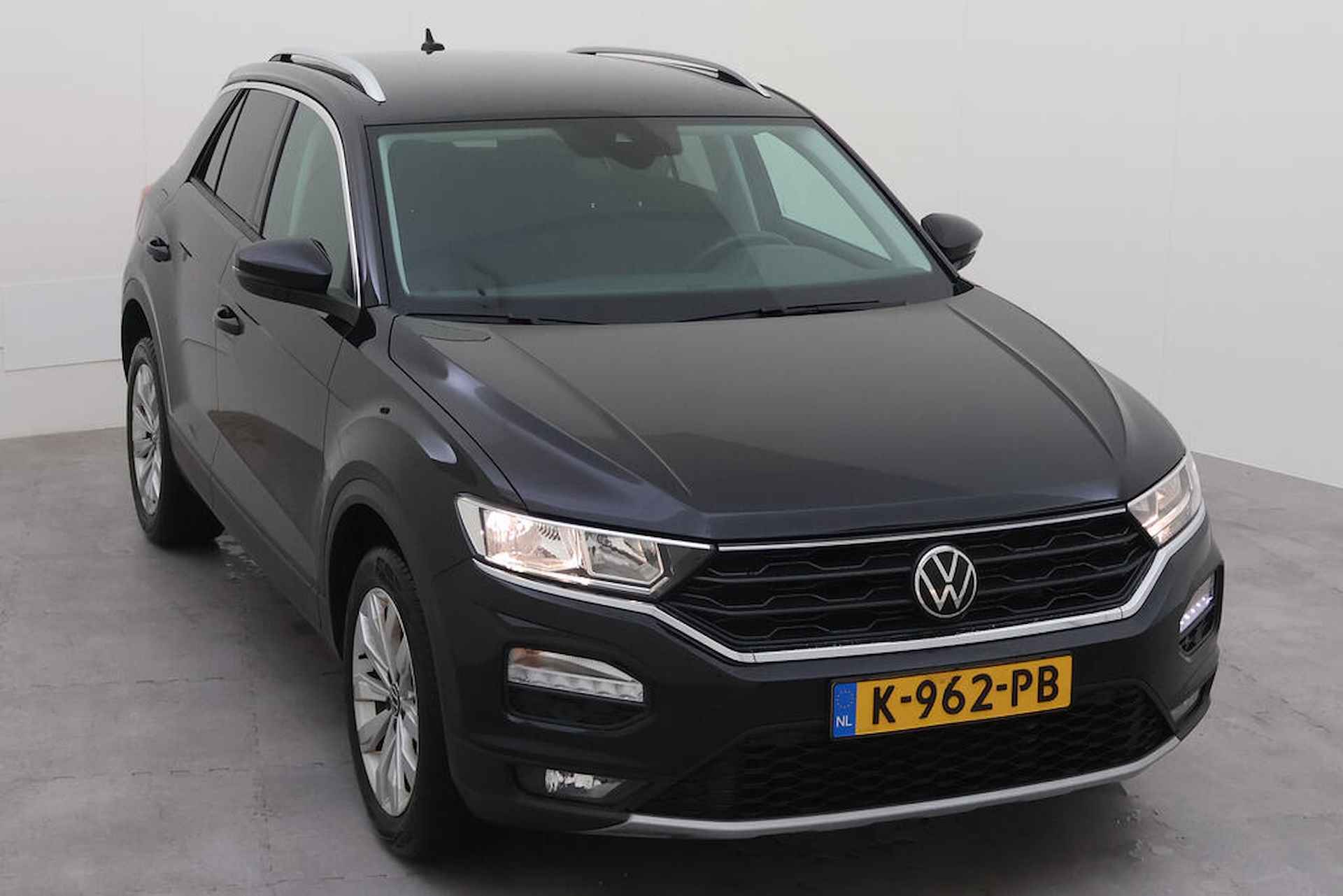 Volkswagen T-Roc 1.0 TSI Style / Adaptive cruise / Lane Assist / Spiegelpakket / Diefstal alarm  / 16 Inch - 5/8