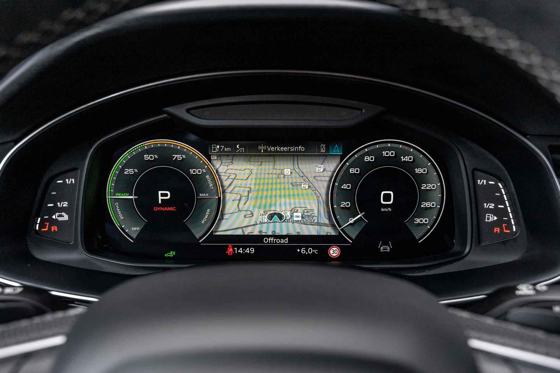 Audi Q8 60 TFSI e 462pk quattro Pro Line S Competition | Nardo Grijs Gewrapt | Head up display | B&O Advanced 3D | Nachtzicht | Panoramadak - 25/61