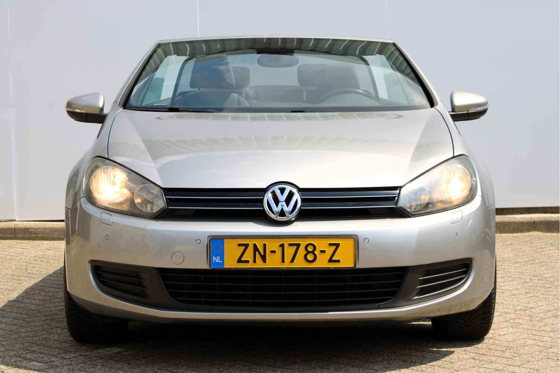 Volkswagen Golf Cabriolet 1.2 TSI 105PK BlueMotion | Navigatie | Climate Controle | PDC v+a | Stoelverwarming | Windscherm - 4/40