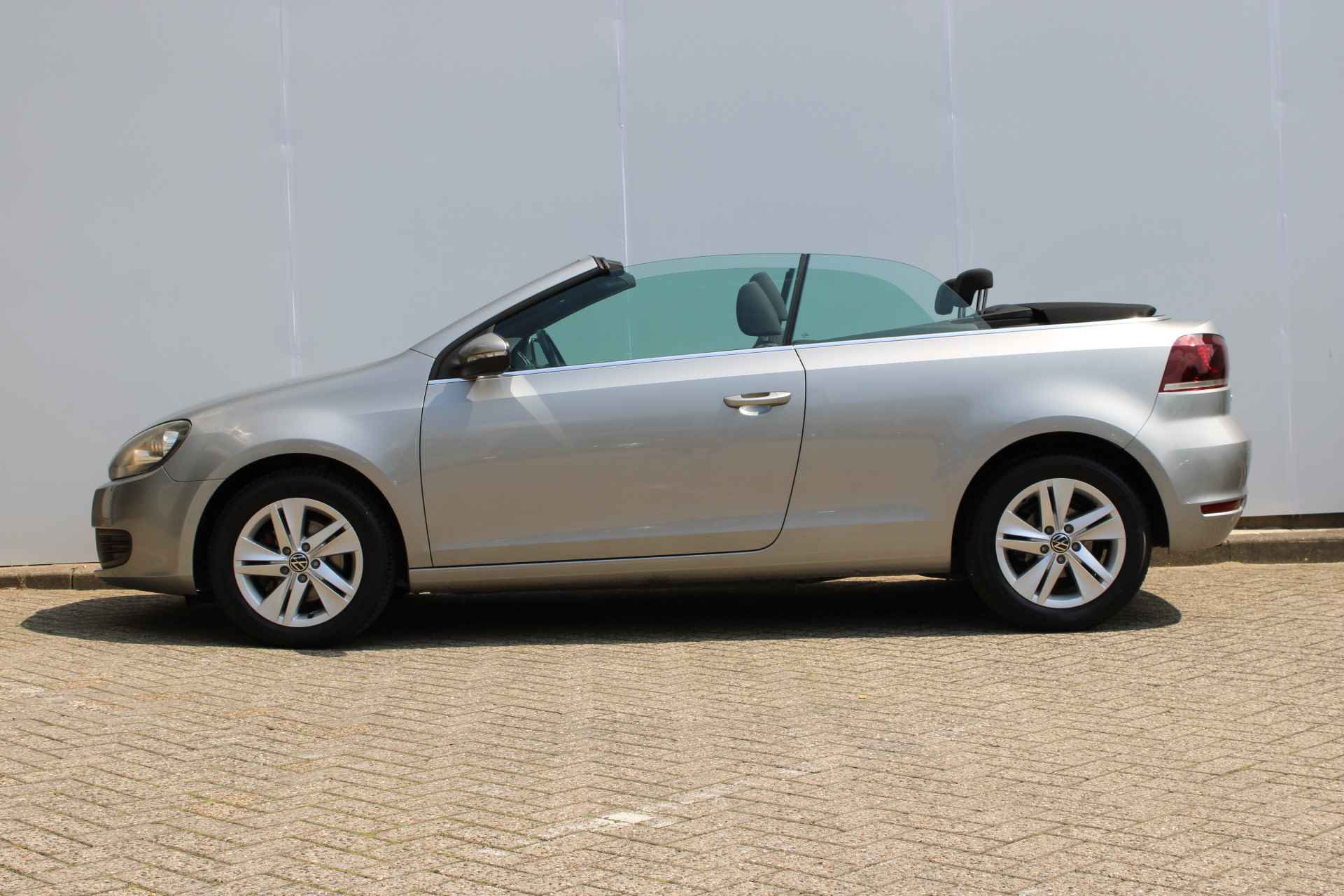 Volkswagen Golf Cabriolet 1.2 TSI 105PK BlueMotion | Navigatie | Climate Controle | PDC v+a | Stoelverwarming | Windscherm - 8/40