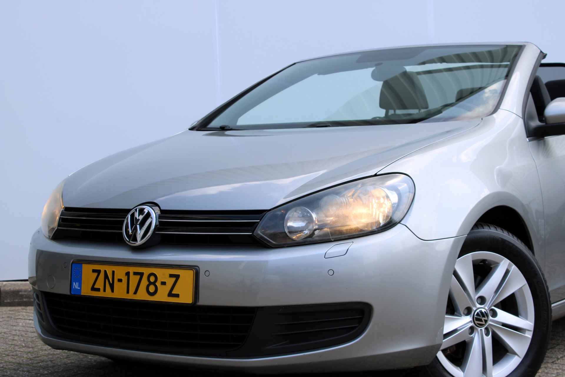 Volkswagen Golf Cabriolet 1.2 TSI 105PK BlueMotion | Navigatie | Climate Controle | PDC v+a | Stoelverwarming | Windscherm - 12/40