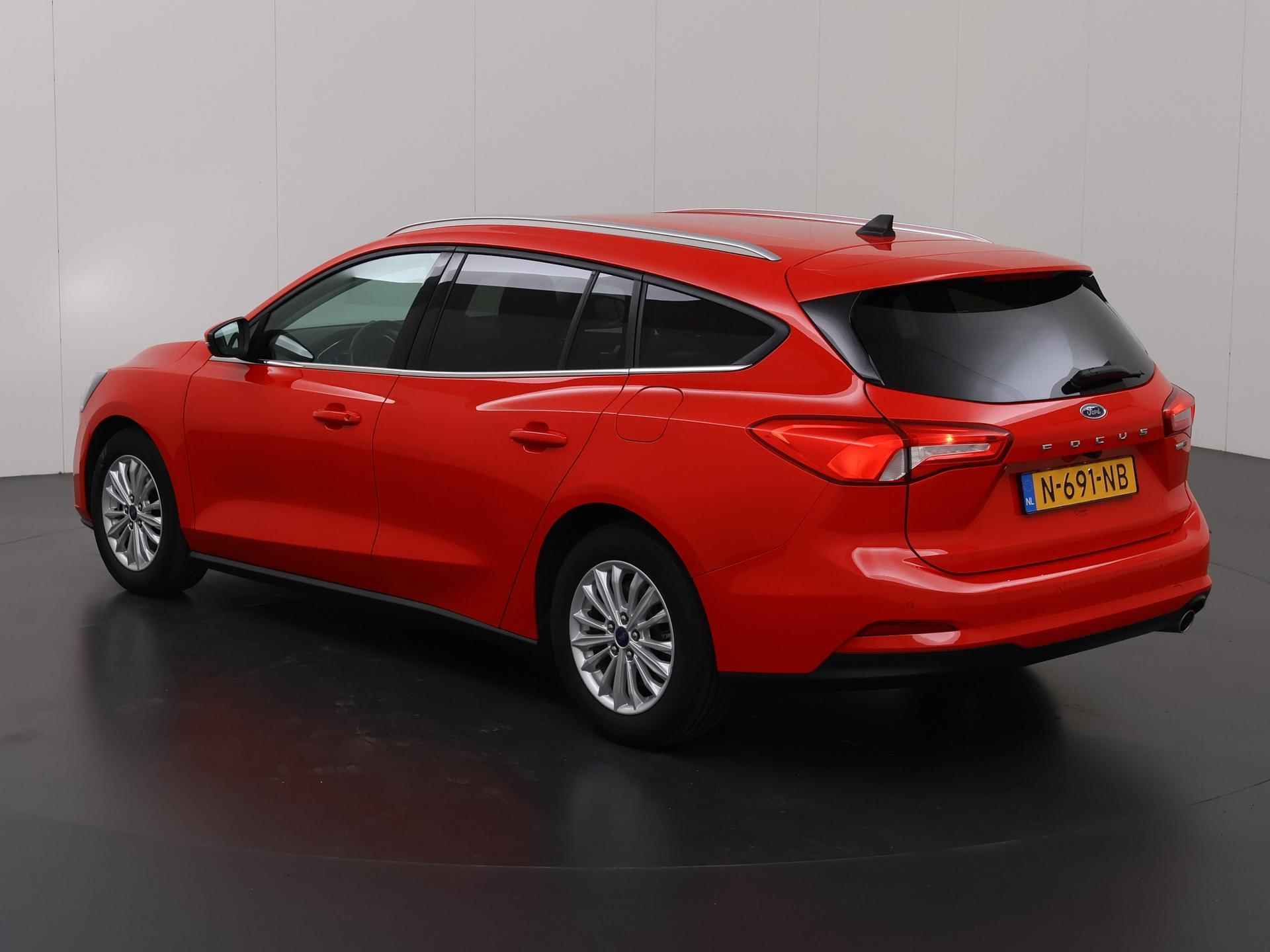 Ford Focus Wagon 1.0 EcoBoost Hybrid Titanium X Business | Elekt. Achterklep | Winterpack | Climate Control | B&O Premium Audio | - 23/39