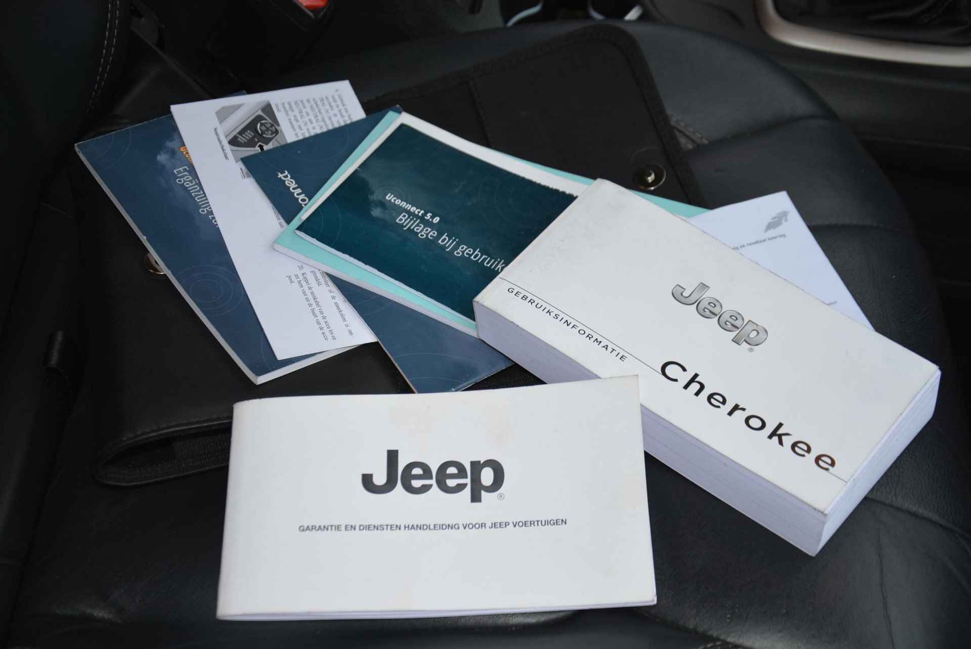 Jeep Cherokee 2.2 Longtitude | NAP | Trekhaak | Automaat - 25/38