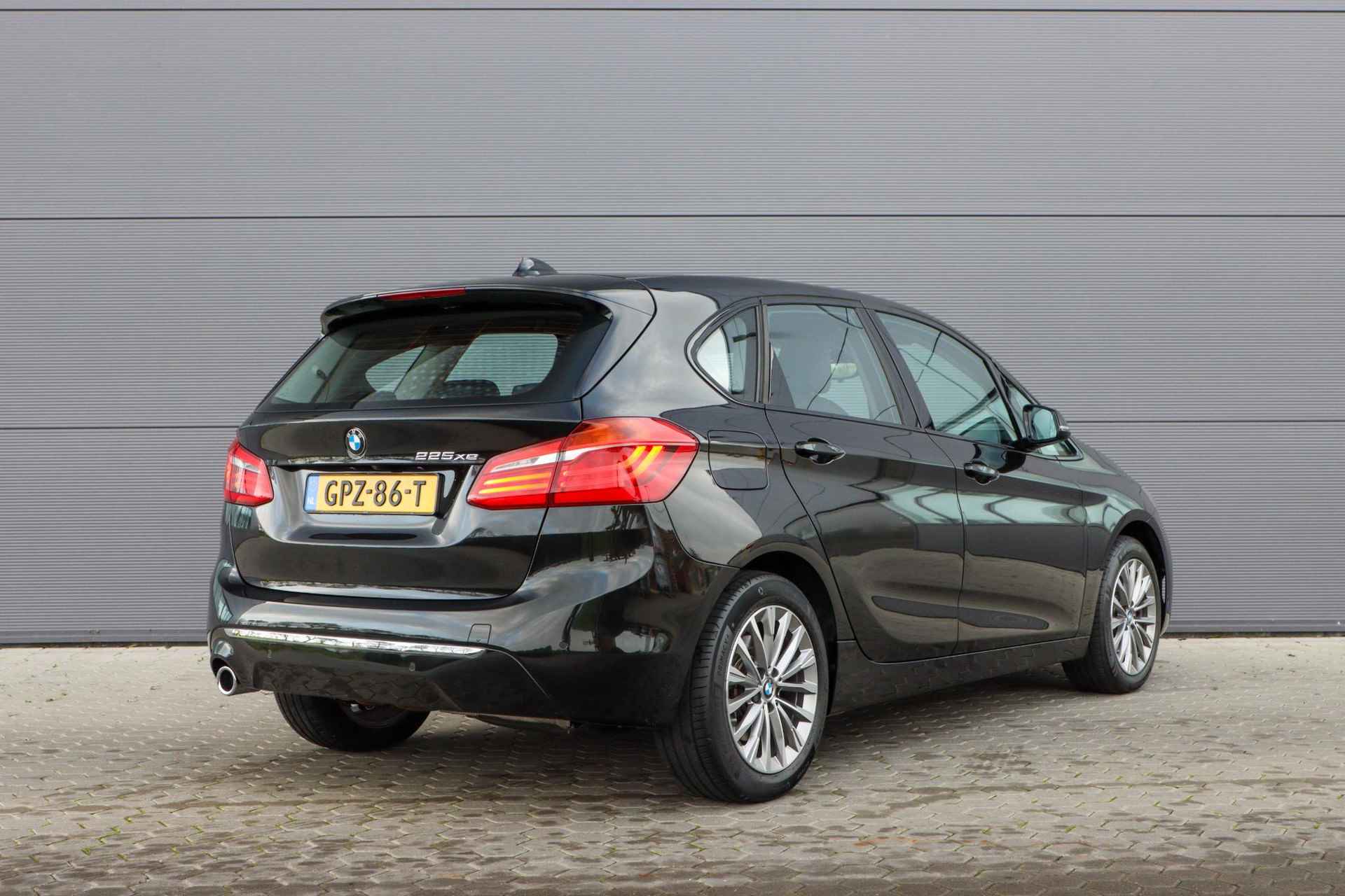 BMW 2-serie Active Tourer 225xe iPerformance eDrive Edition | Adaptieve cruise | Leer | Rijklaarprijs - incl.garantie - 3/21