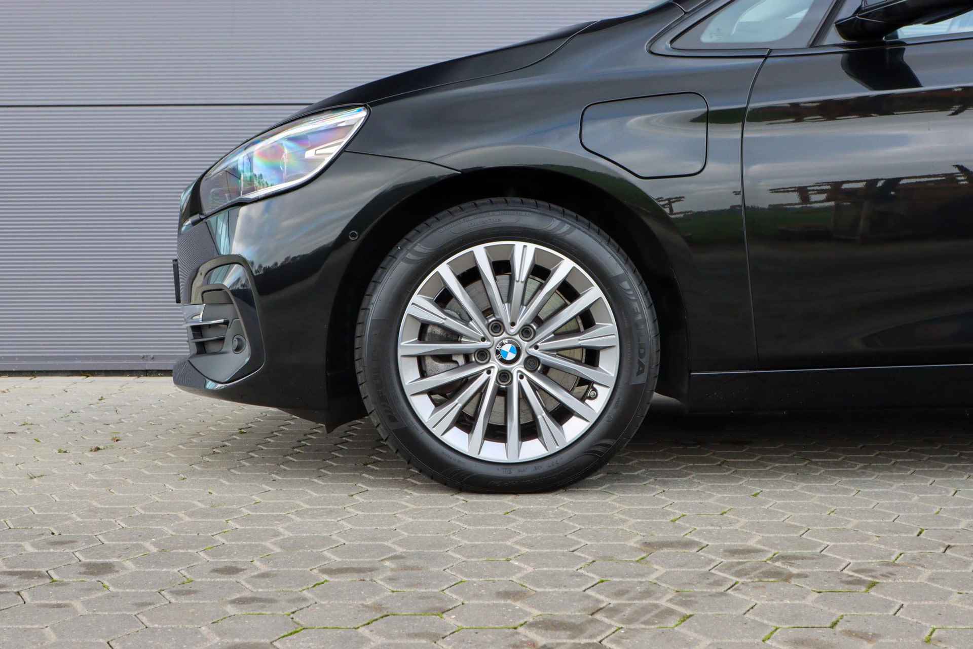 BMW 2-serie Active Tourer 225xe iPerformance eDrive Edition | Adaptieve cruise | Leer | Rijklaarprijs - incl.garantie - 19/21