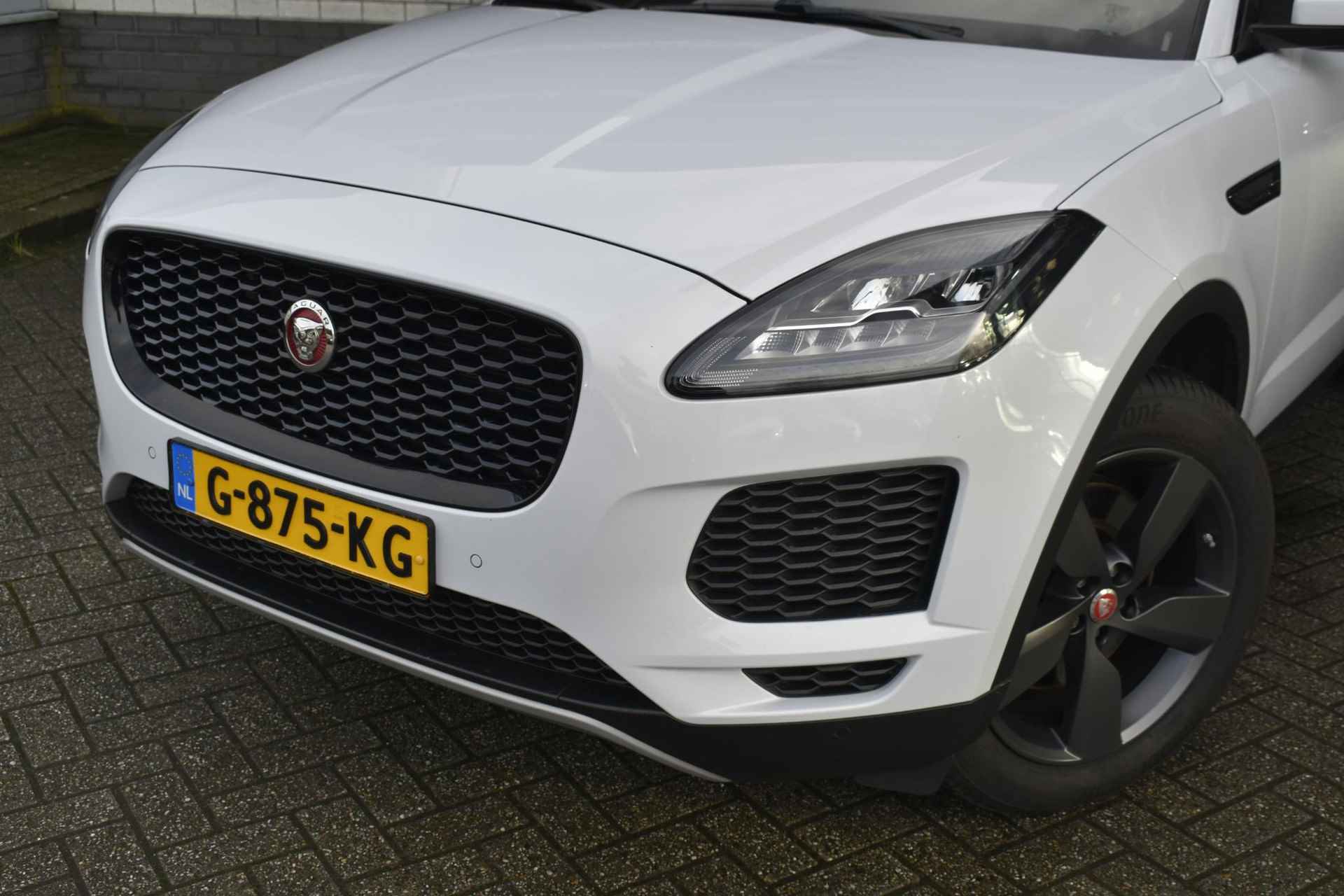 Jaguar E-PACE 2.0 P200 AWD S / Panoramdadak / Stoelverw. / 19'' Inch - 10/38