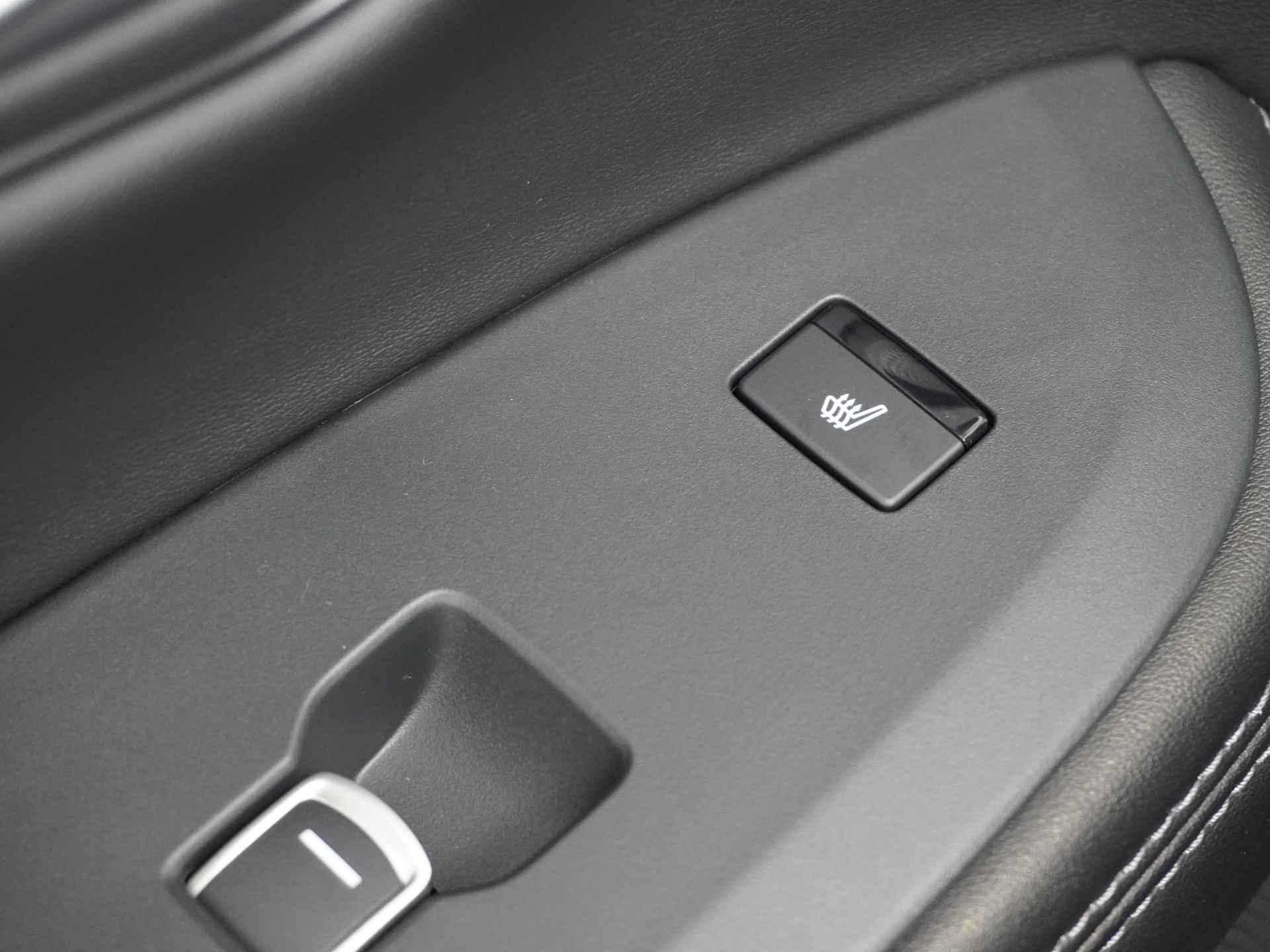 Honda Zr-V 2.0 Full Hybrid 184pk Aut Advance Actieprijs € 3.605,- korting - 34/49
