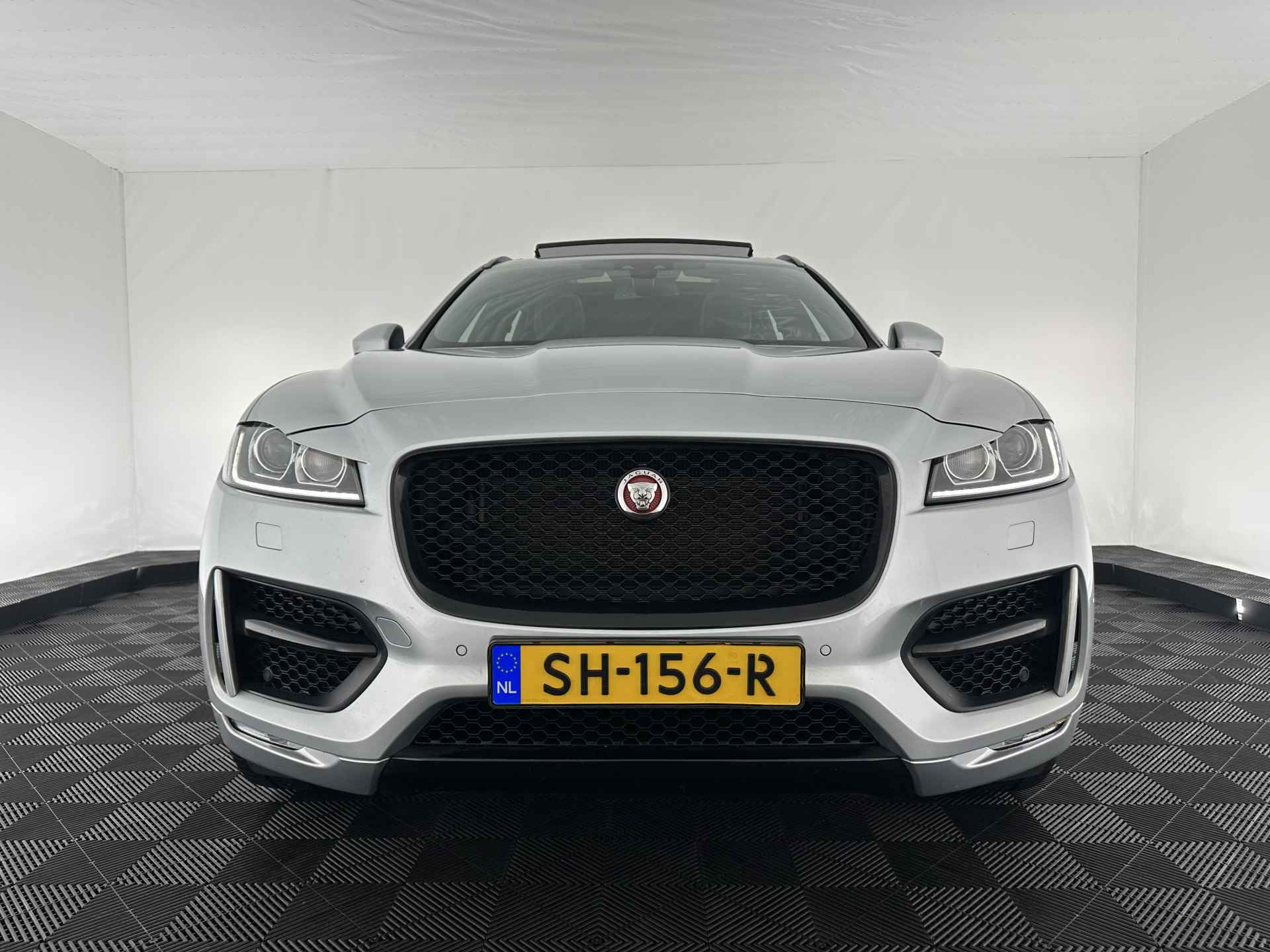 Jaguar F-Pace 2.0 Portfolio AWD 20d [ ! MOTOR-DEFECT ! ] Aut. *PANO | WINDSOR-VOLLEDER | BI-XENON | MERIDIAN-SOUND | VIRTUAL-COCKPIT | NAVI-FULLMAP | CAMERA | ECC | PDC | CRUISE |  SPORT-SEATS | 19"ALU* - 2/33