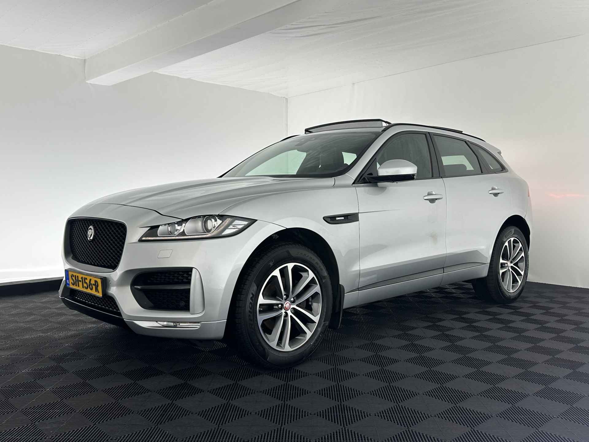 Jaguar F-Pace 2.0 Portfolio AWD 20d [ ! MOTOR-DEFECT ! ] Aut. *PANO | WINDSOR-VOLLEDER | BI-XENON | MERIDIAN-SOUND | VIRTUAL-COCKPIT | NAVI-FULLMAP | CAMERA | ECC | PDC | CRUISE |  SPORT-SEATS | 19"ALU* - 3/33