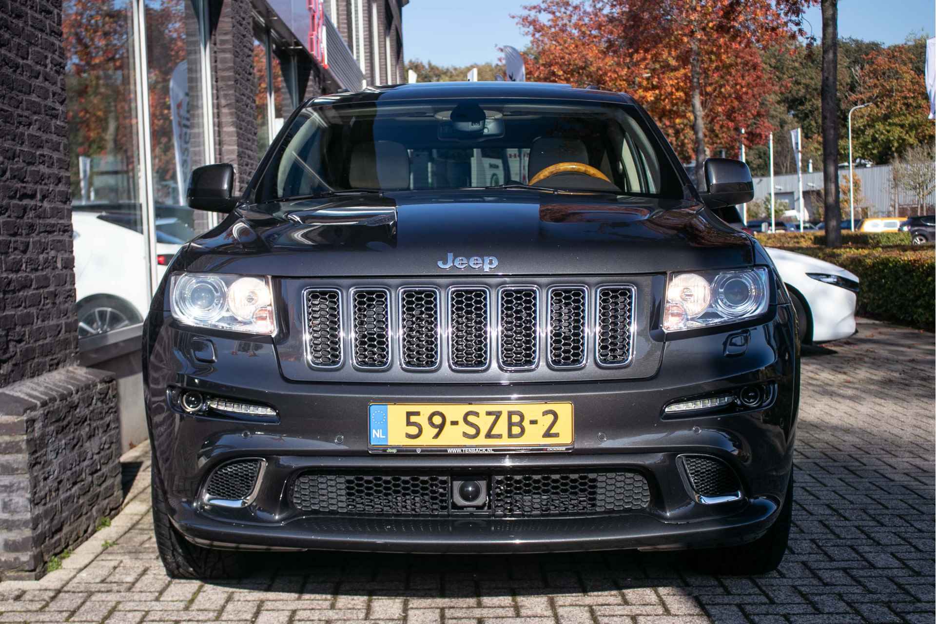 Jeep Grand Cherokee 3.6L V6 Overland SRT-uitgevoerd - All-in rijklrprs | Volledig uitgerust | Orig. NL | Trekhaak - 12/48