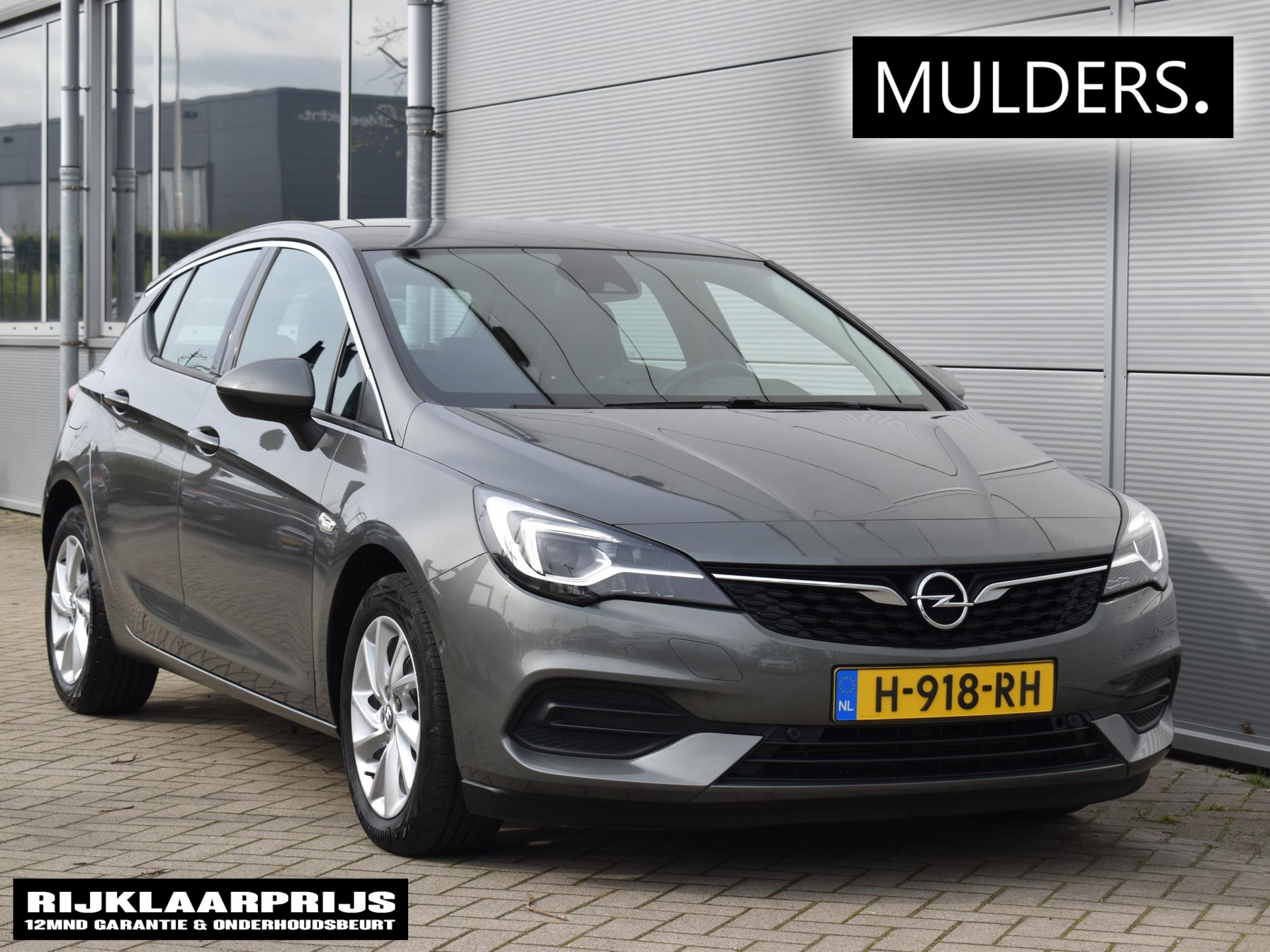 Opel Astra 1.2 turbo 130 pk Elegance / led / navi / camera bij viaBOVAG.nl