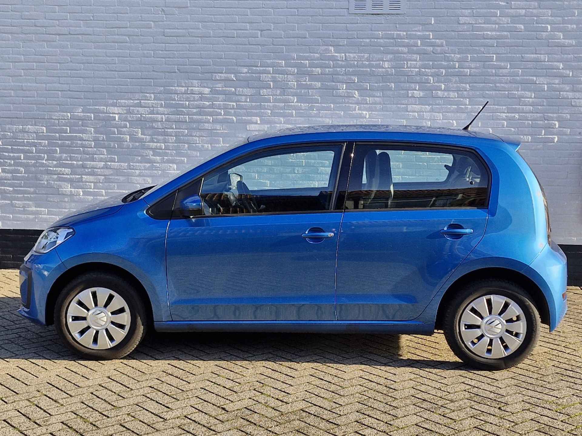 Volkswagen Up! 1.0 - 3/24