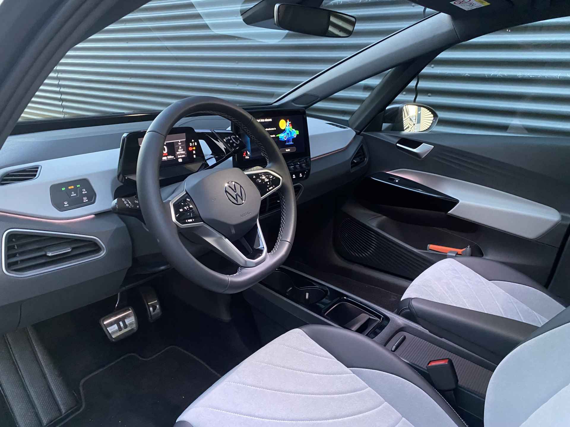 Volkswagen ID.3 Pro Edition Advantage 58 kWh Achteruitrijcamera | Keyless access | Parkeer sensoren Voor + Achter | Voorstoelen verwarmbaar | - 5/31