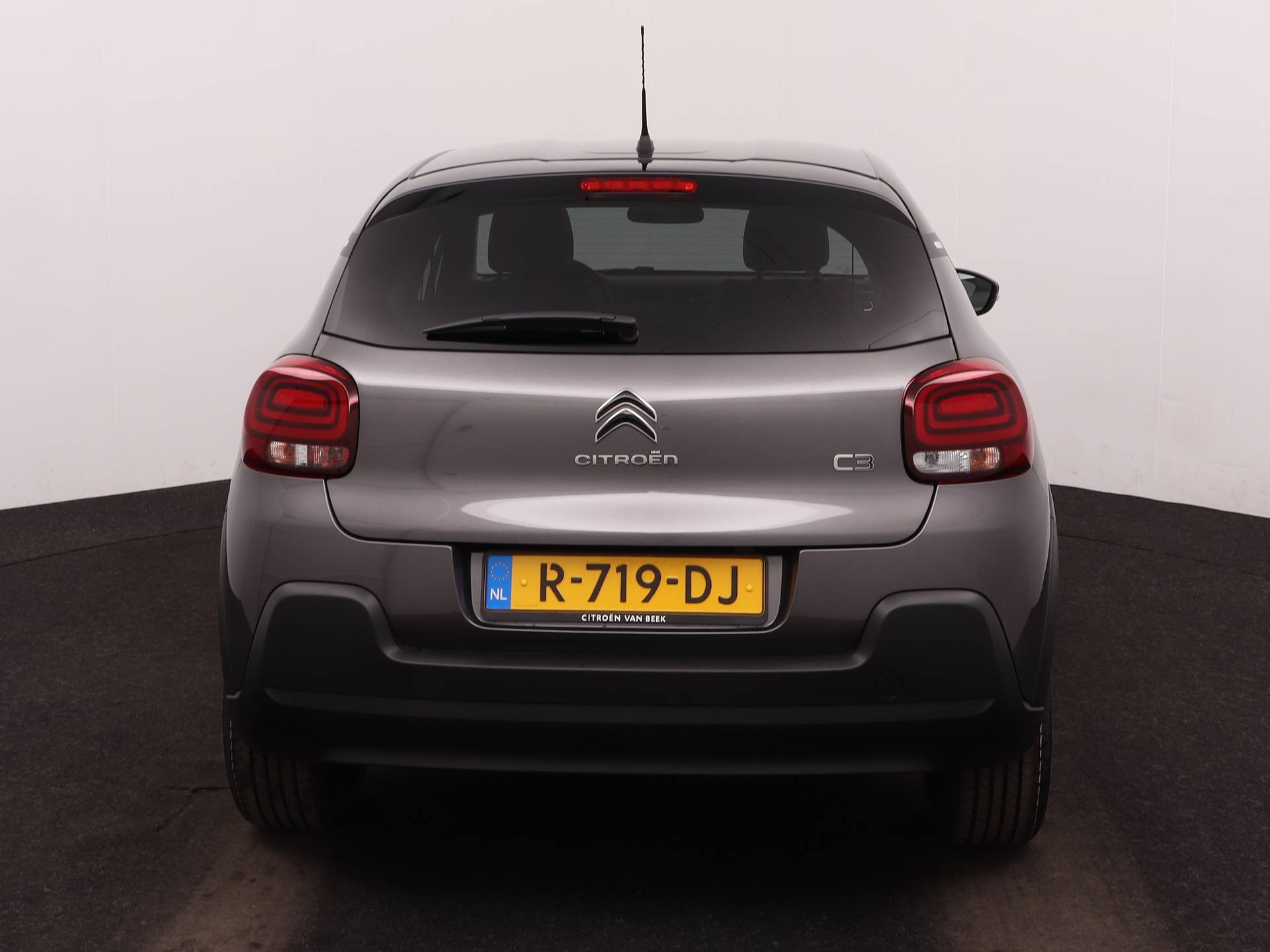 Citroën C3 110 PureTech Shine EAT6 | Rijklaar | Automaat | Achteruitrijcamera | Navigatie | 17"Lichtmetalen velgen | - 21/25