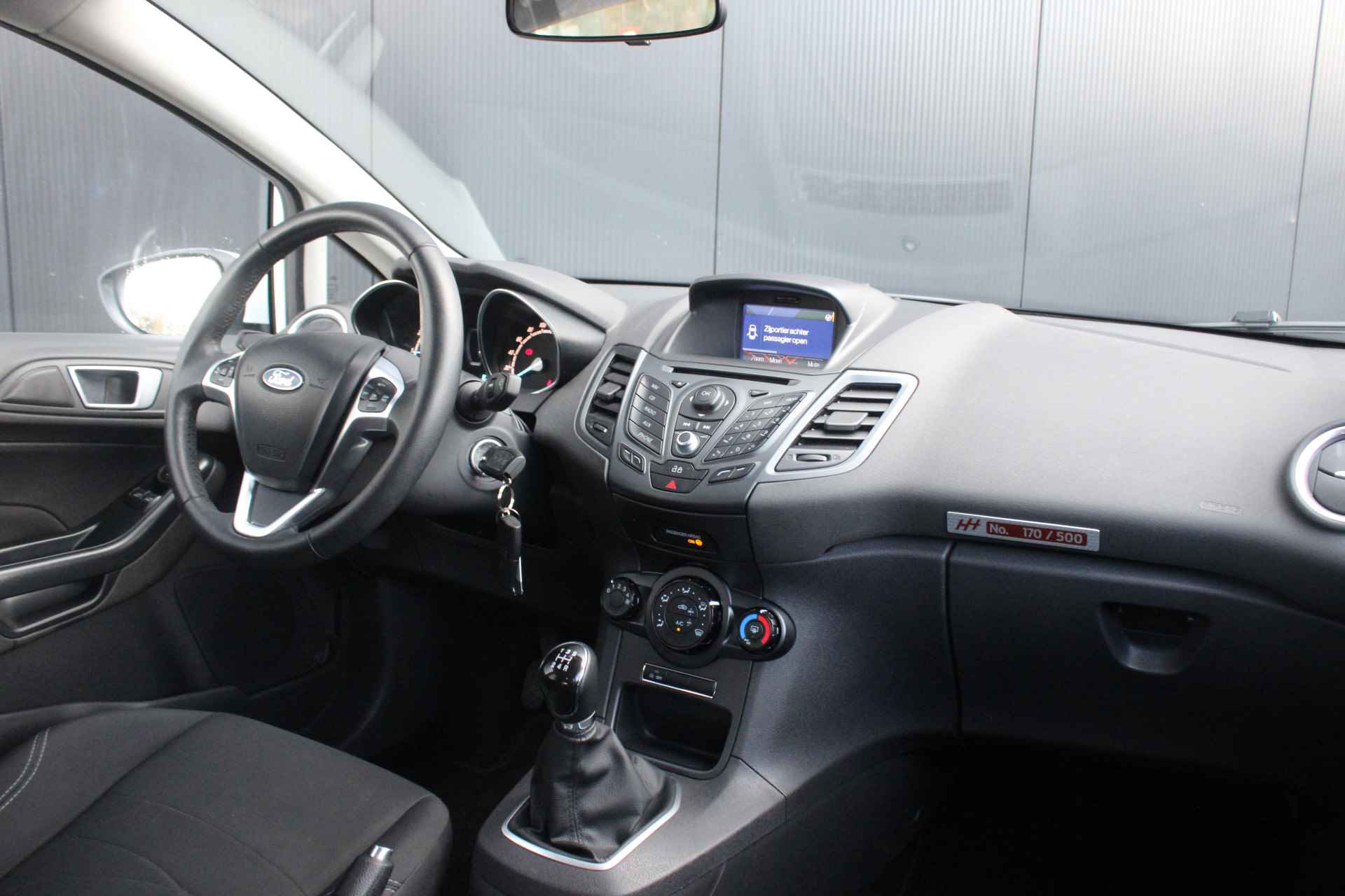 Ford Fiesta 1.0 100pk Hot Hatch | 100 % dealer o.h. | Privacy-Glass | Spoiler | Cruise | Navigatie incl. Bluetooth - 8/23
