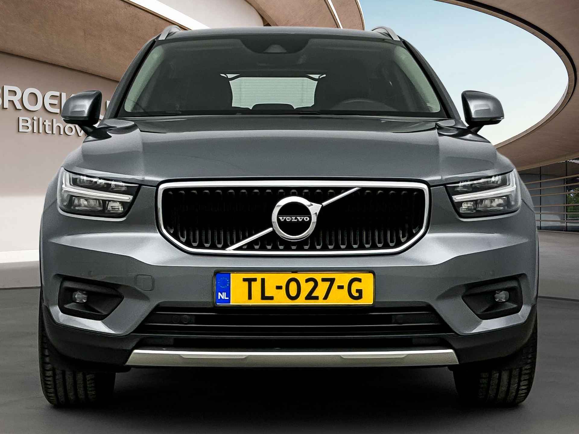 Volvo XC40 T4 MOMENTUM | Trekhaak | Camera + PDC | Elektrische achterklep | Navigatie | Stoelverwarm. + geheugen | - 6/28