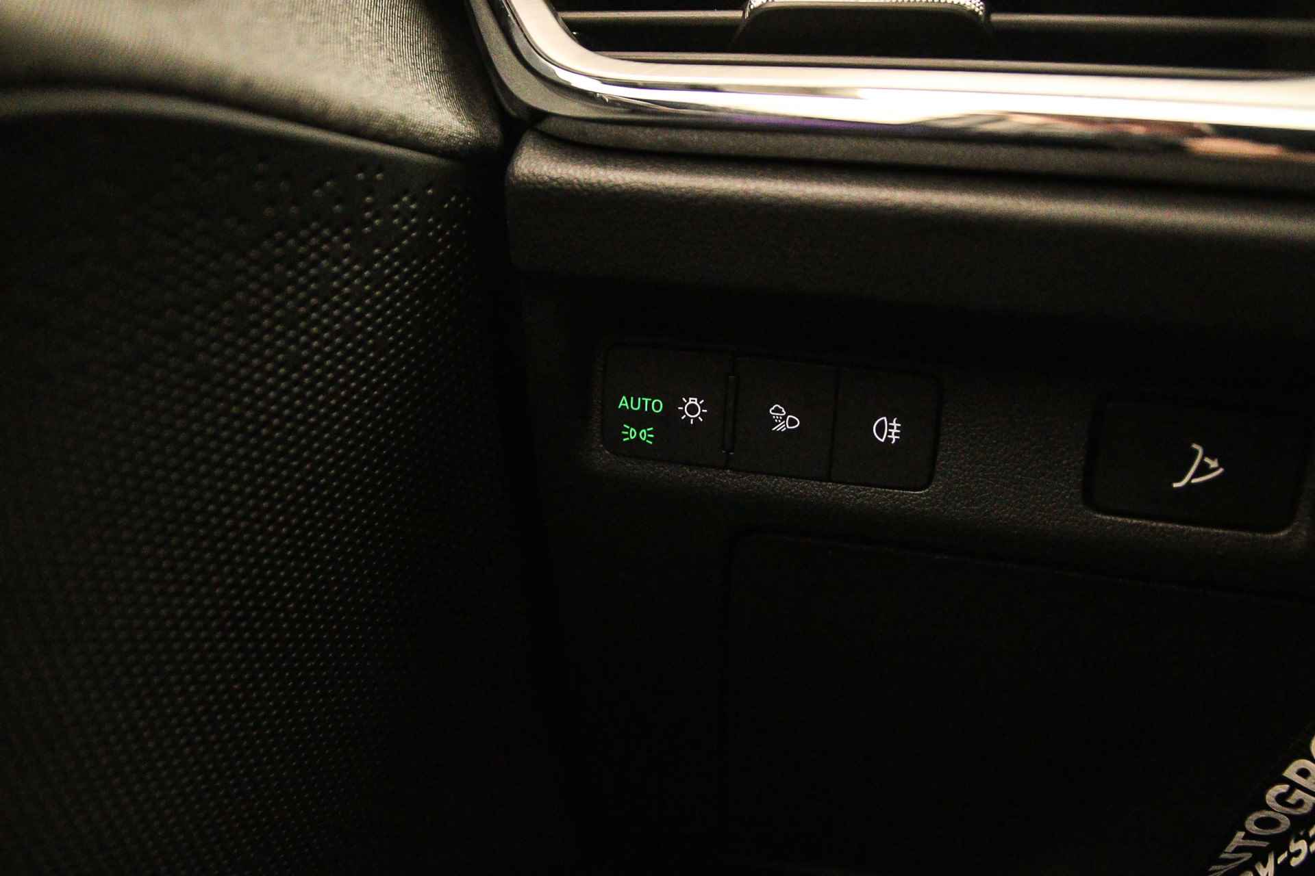 Škoda Enyaq iV 60 180pk Automaat Achteruitrijcamera, Cruise control, Airco, Navigatie, DAB, Parkeersensoren, LED verlichting, App connect - 12/42