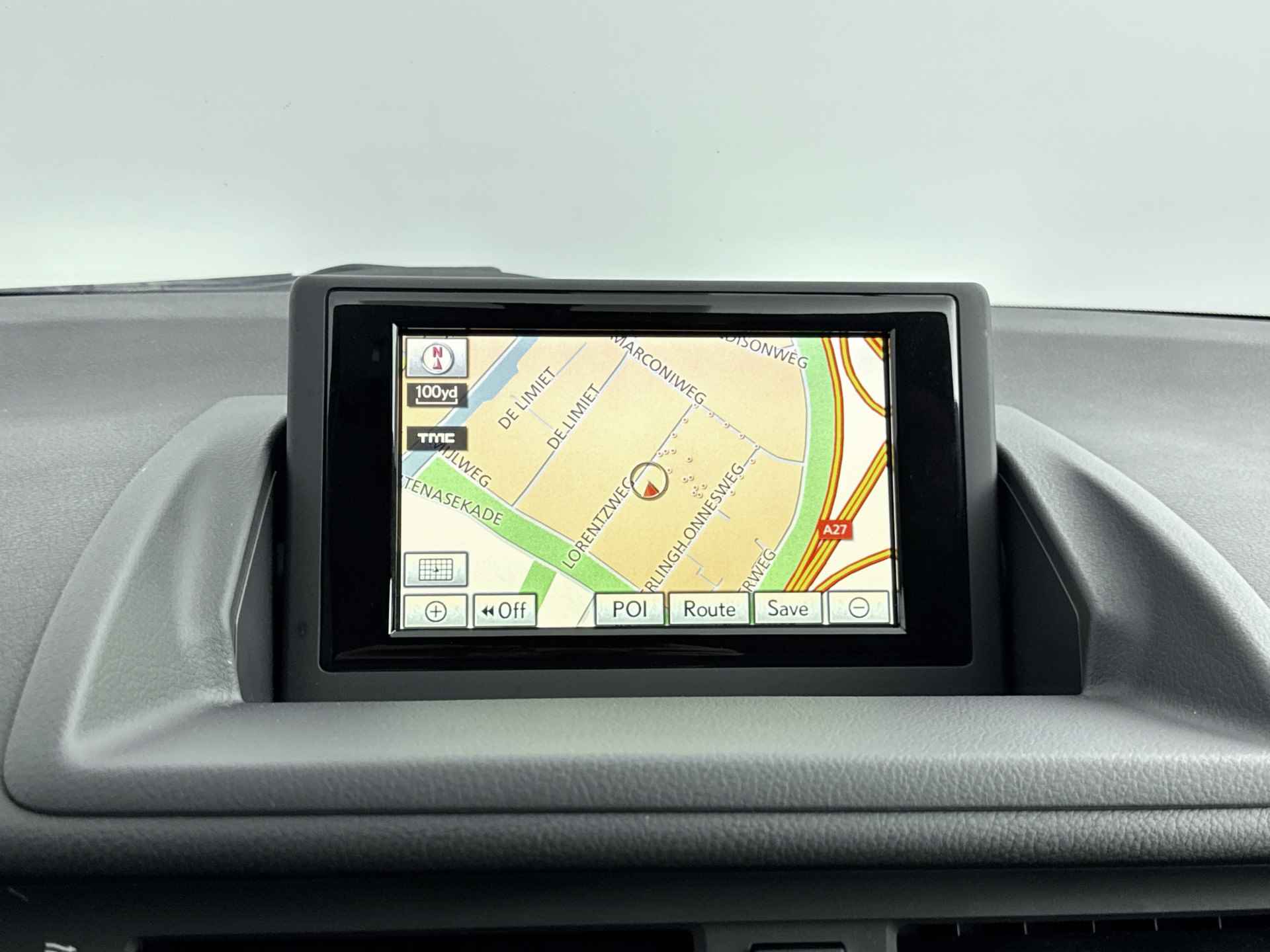 Lexus CT 200h Business Line | Navigatie | 17' Lichtmetalen Velgen | - 8/37