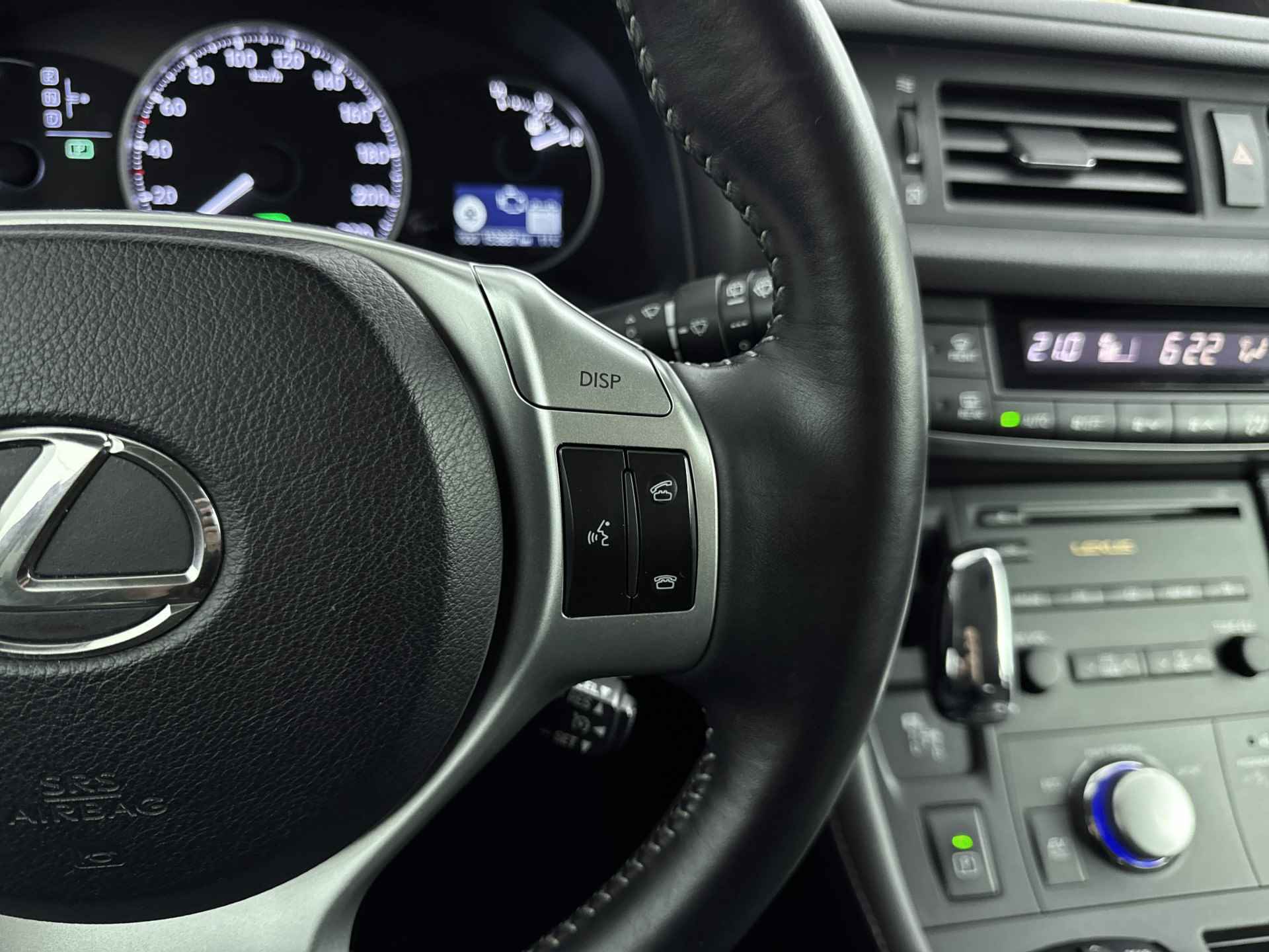 Lexus CT 200h Business Line | Navigatie | 17' Lichtmetalen Velgen | - 22/37