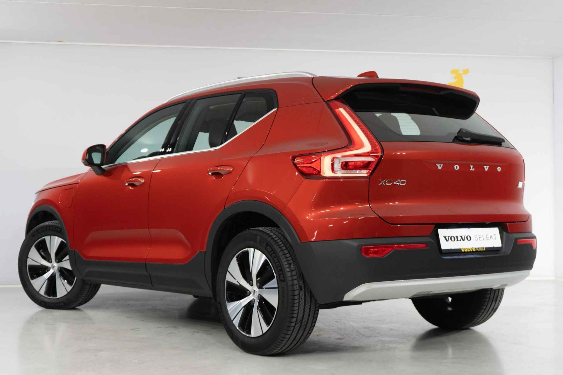 Volvo XC40 T4 211PK Automaat Recharge Inscription Expression / Pack assist pack / Navigatie Tech / Volvo On-Call - 4/36