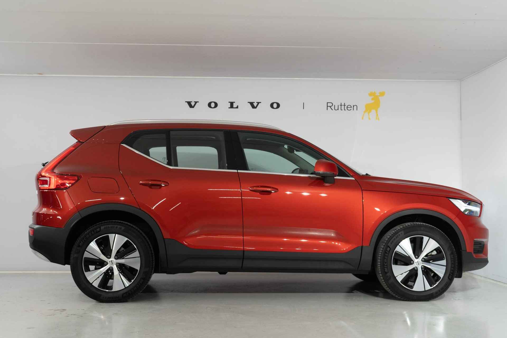 Volvo XC40 T4 211PK Automaat Recharge Inscription Expression / Pack assist pack / Navigatie Tech / Volvo On-Call - 7/36