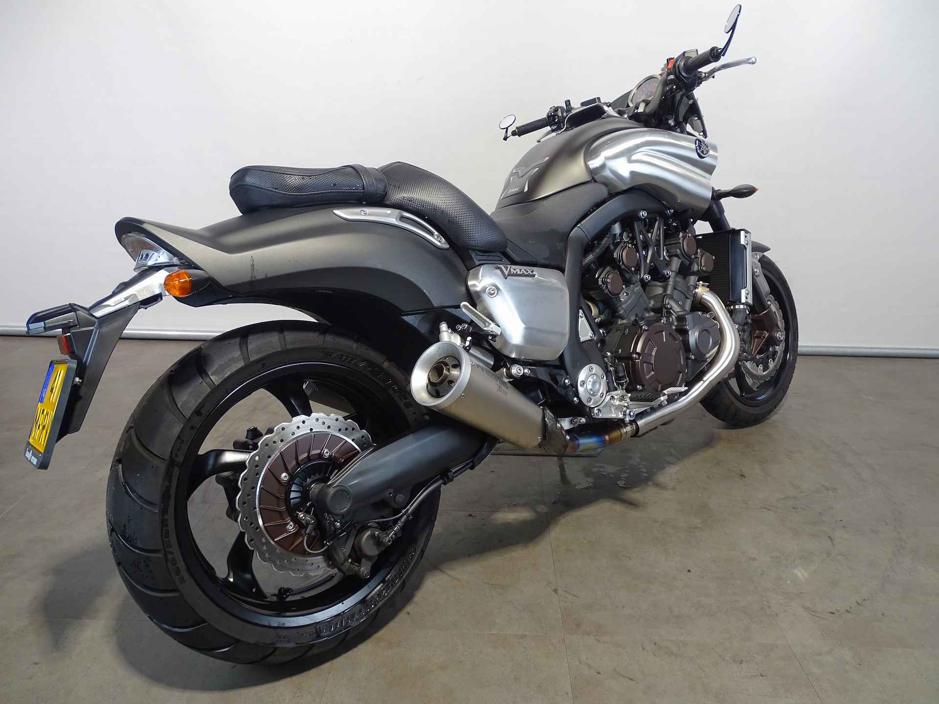 Yamaha V-MAX - 9/9