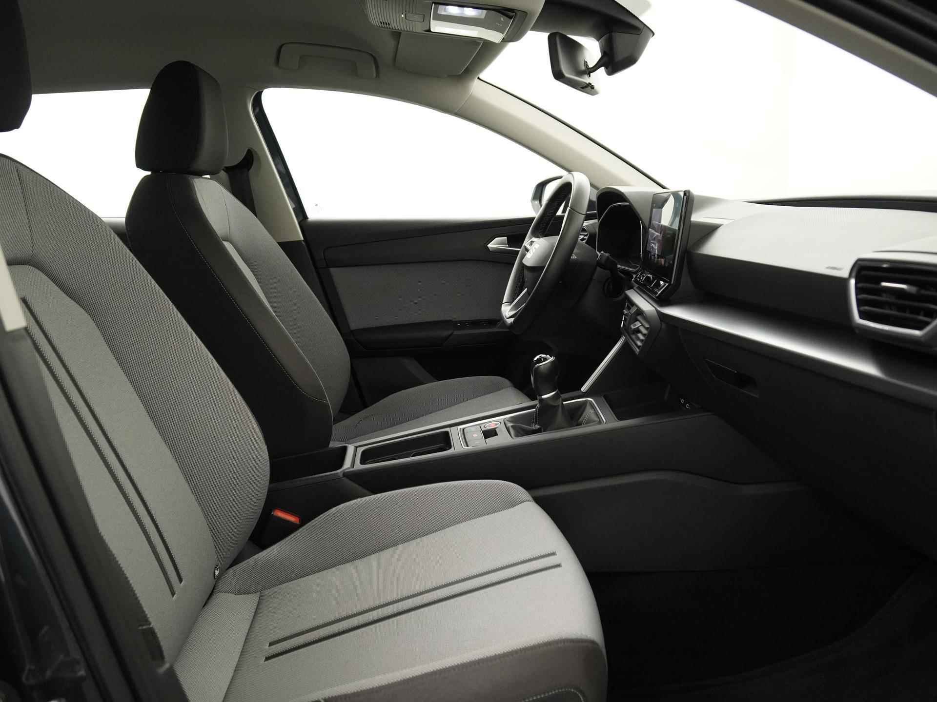 SEAT Leon Sportstourer 1.0 TSI Style | Digital Cockpit | Stoelverwarming | Beats Audio | Zondag Open! - 8/8