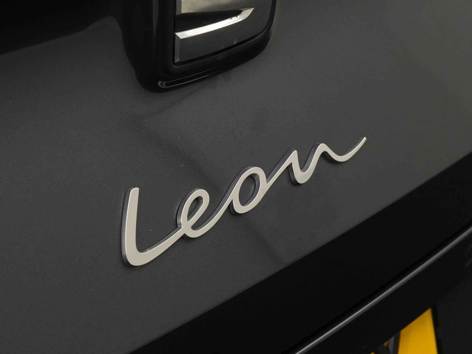 SEAT Leon Sportstourer 1.0 TSI Style | Digital Cockpit | Stoelverwarming | Beats Audio | Zondag Open! - 23/36