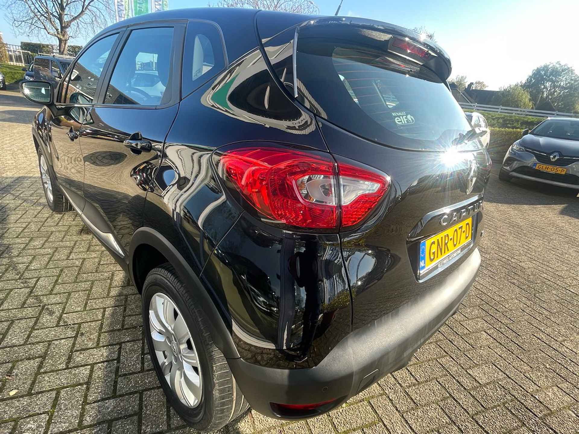 Renault Captur 0.9 TCe Limited, Nav, Trekhaak, Airco - 9/25