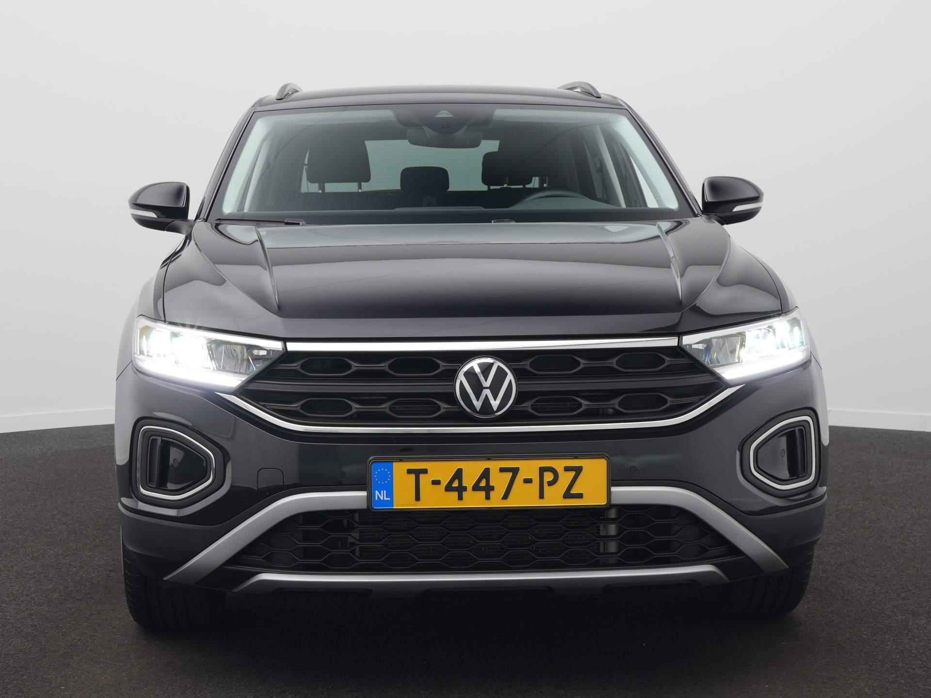 Volkswagen T-Roc 1.5 TSI Life DSG / Navi / Adaptive cruise / Trekhaak - 2/42