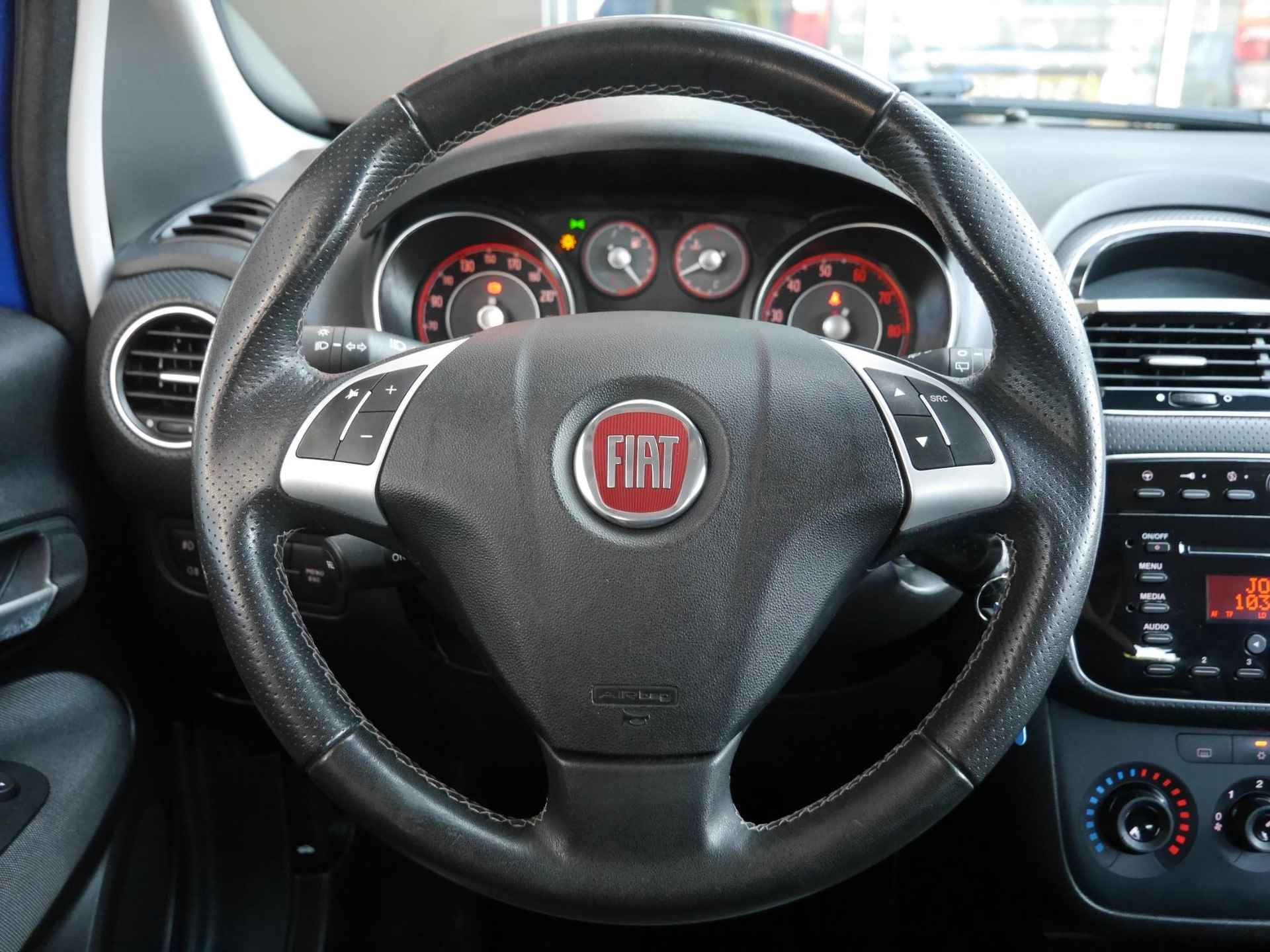 Fiat Punto Evo 1.4-16V Multiair Racing | Afneembare Trekhaak | Parkeersensoren (achter) | Cruise Control | Airco | Lichtmetalen velgen | - 18/30